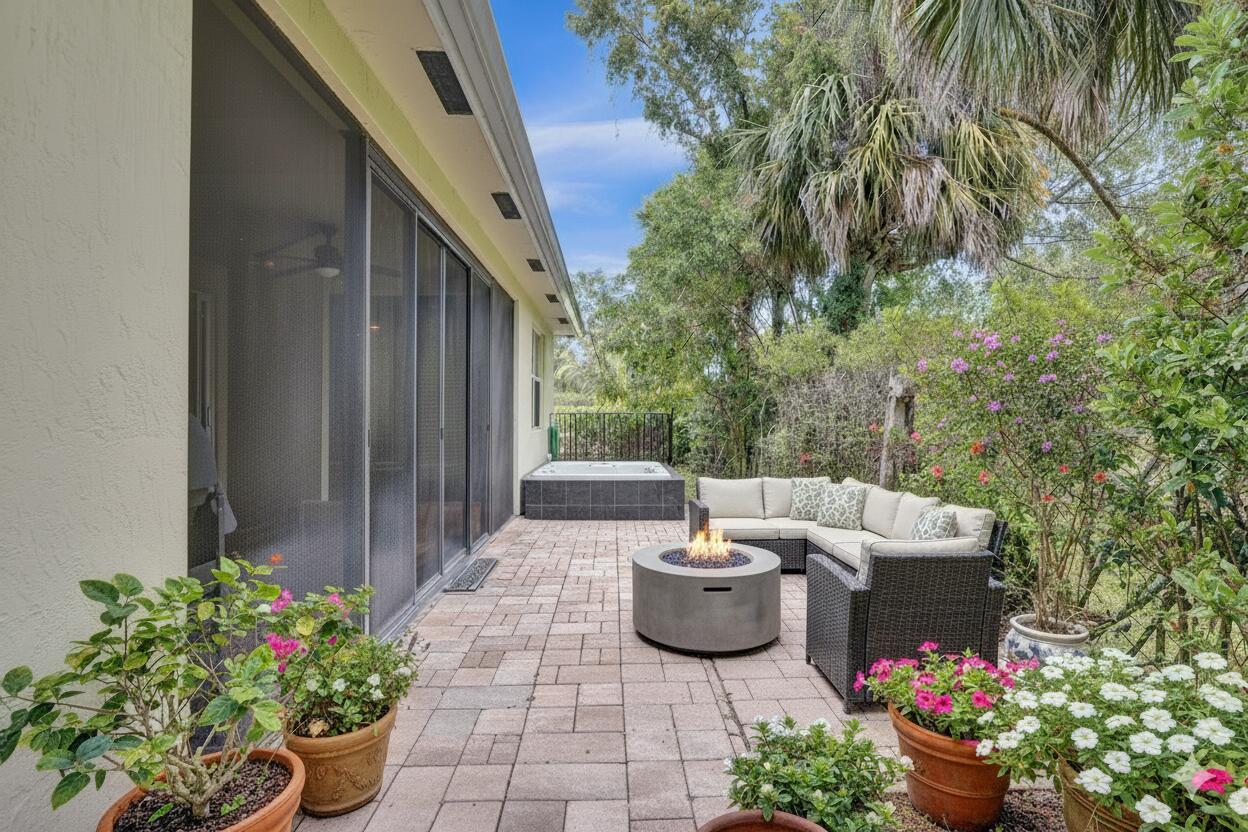 LYONS RANCHES - Residential Lease