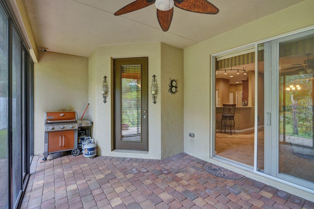 LYONS RANCHES - Residential Lease