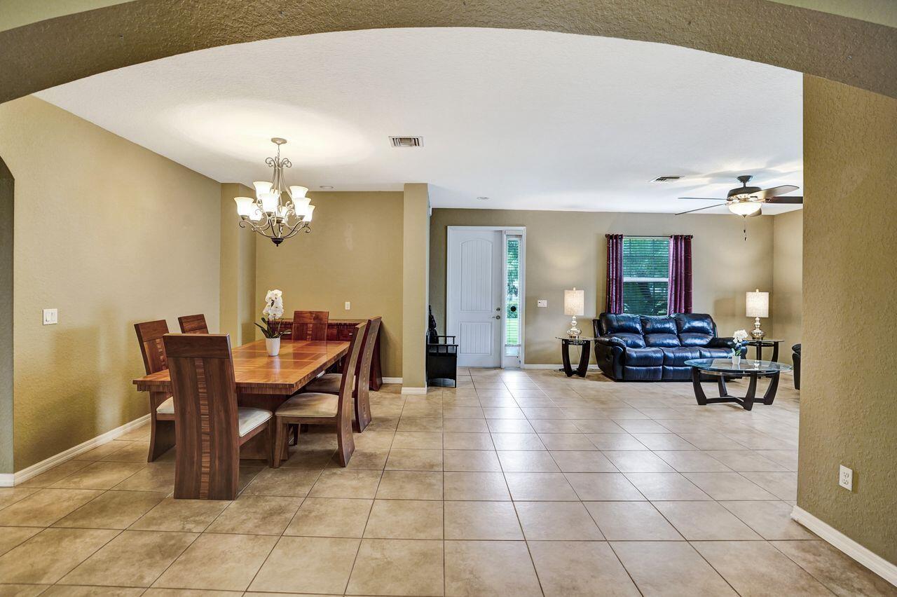 LYONS RANCHES - Residential Lease