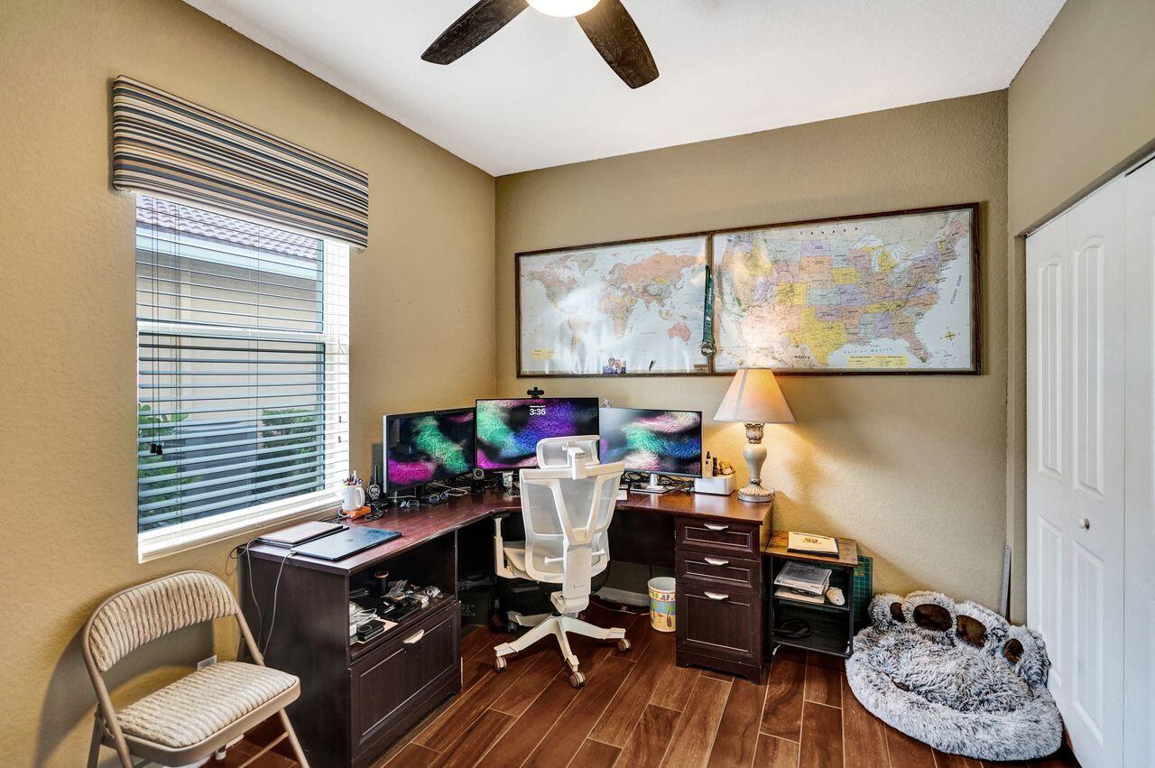 LYONS RANCHES - Residential Lease