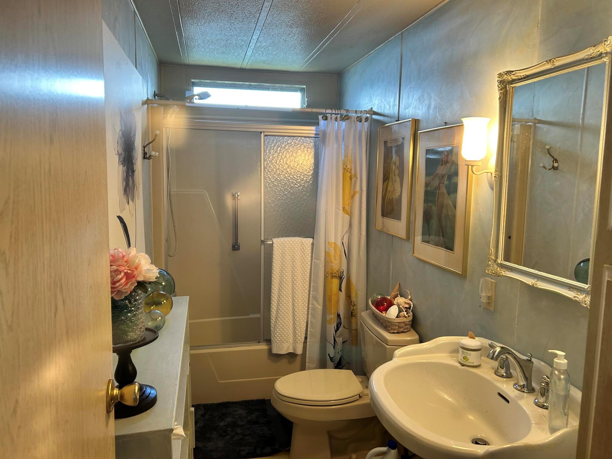 Spanish Lakes Country Clu - Residential