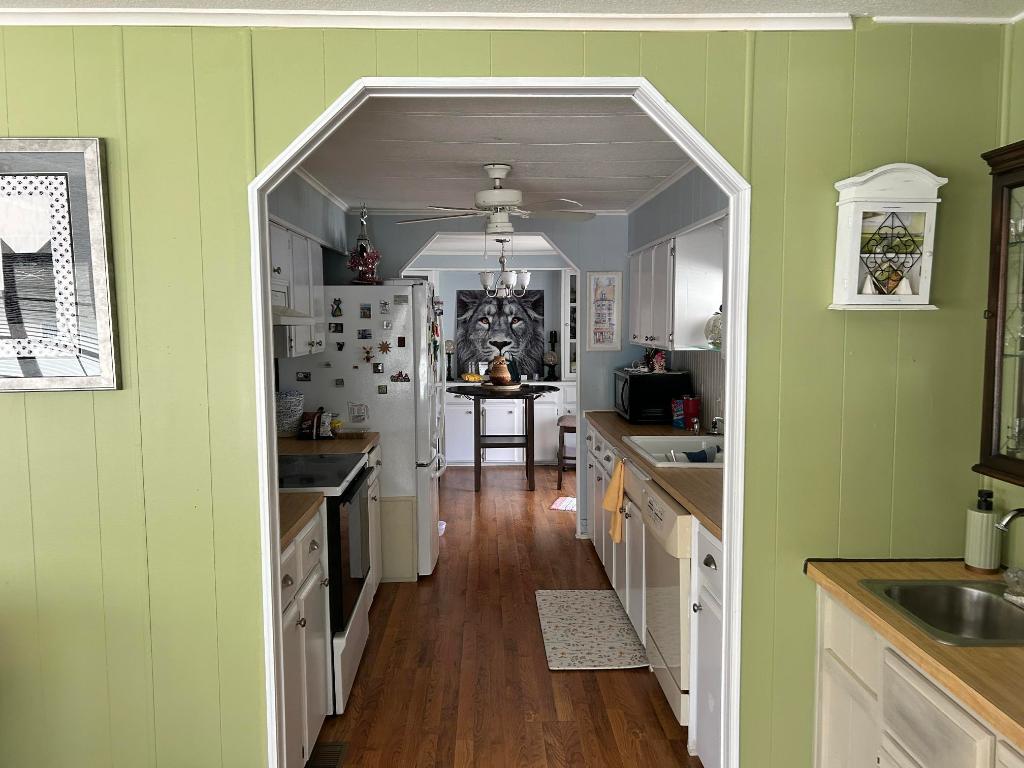 Spanish Lakes Country Club Village - Residential