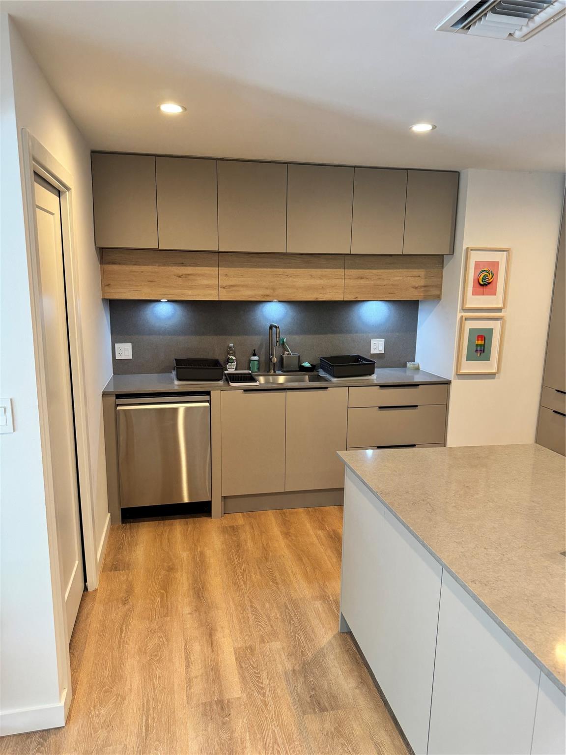 BEL-AIR ISLE - Residential Lease