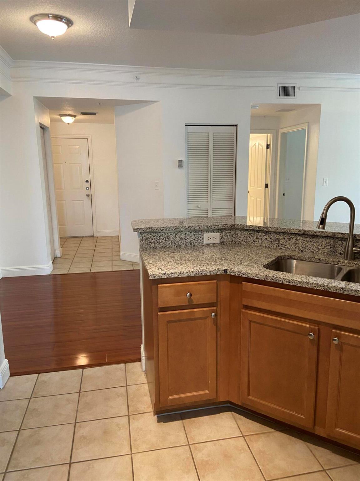 Mezzano Condo - Residential Lease