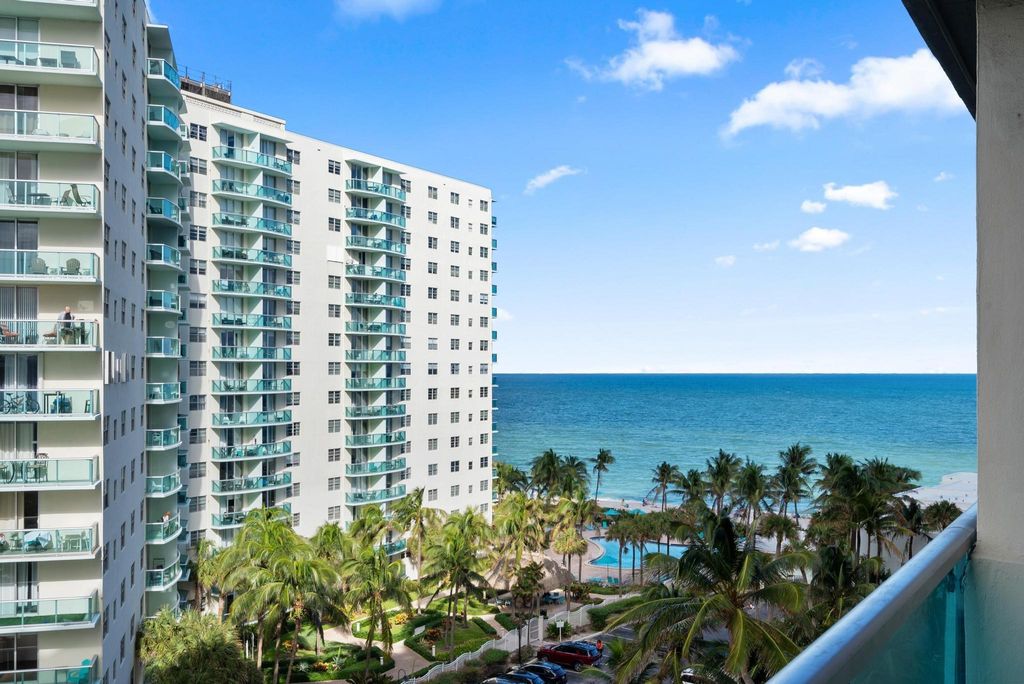 Photo of 4001 S Ocean Dr #8E, Hollywood, FL 33019 (MLS # F10539718)