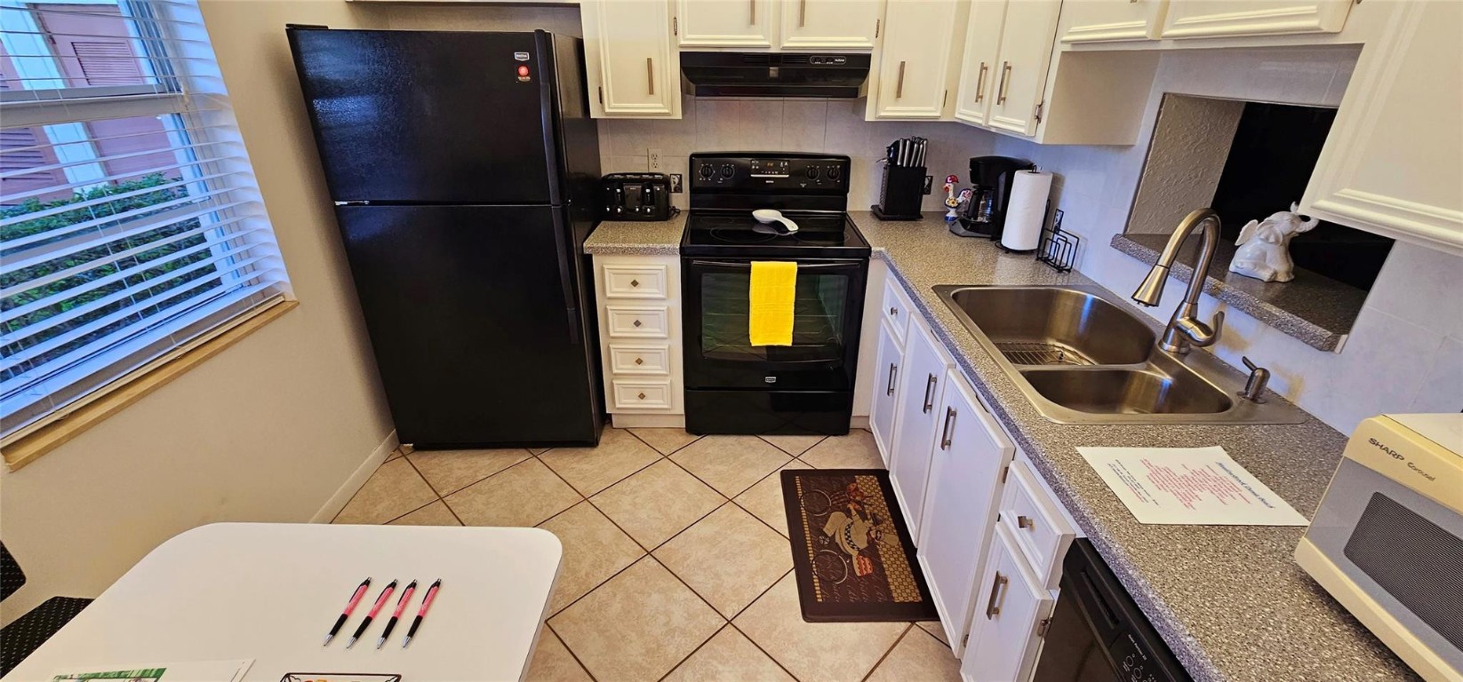 Meadowbrook Lakes View C - Residential Lease