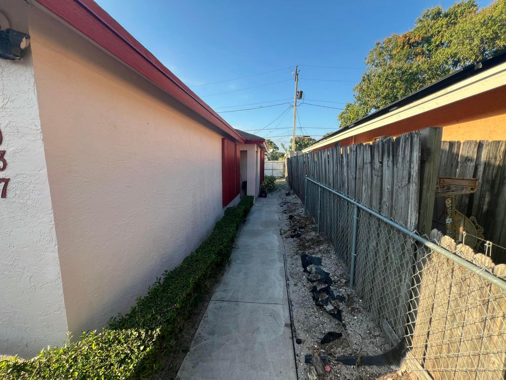 Photo of 1037 17th Street, West Palm Beach, FL 33407 (MLS # B26007629)