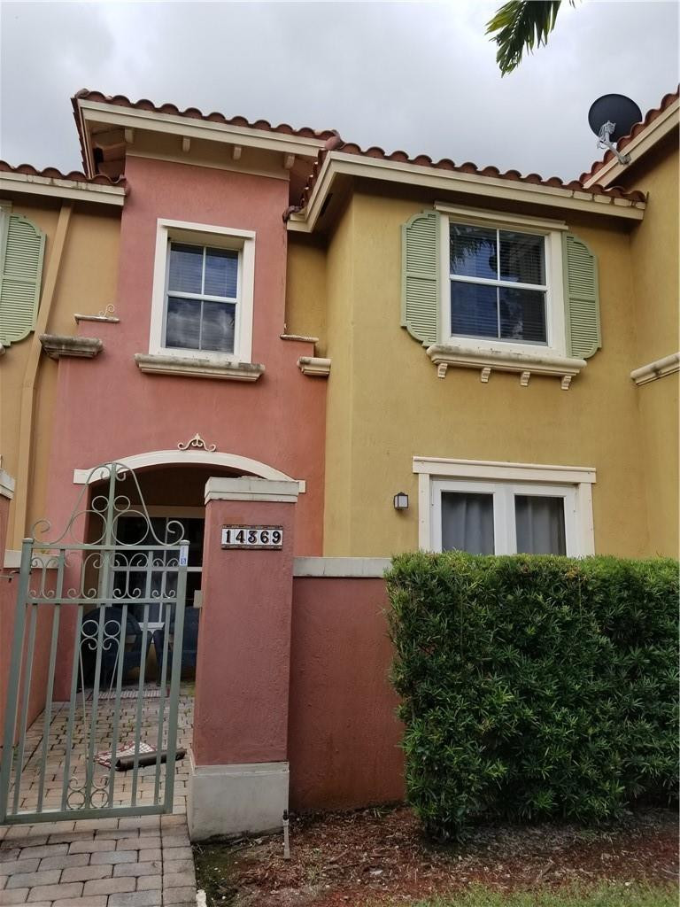 Pembroke Cay Condo - Residential Lease