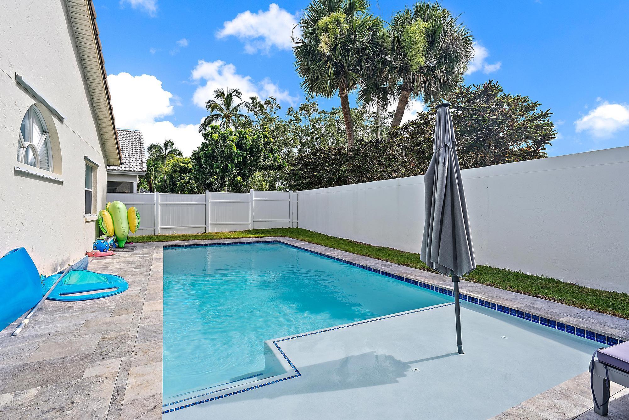 159 St Michaels Court, Jupiter, FL, 33458/$799,000 1 159 St Michaels Court