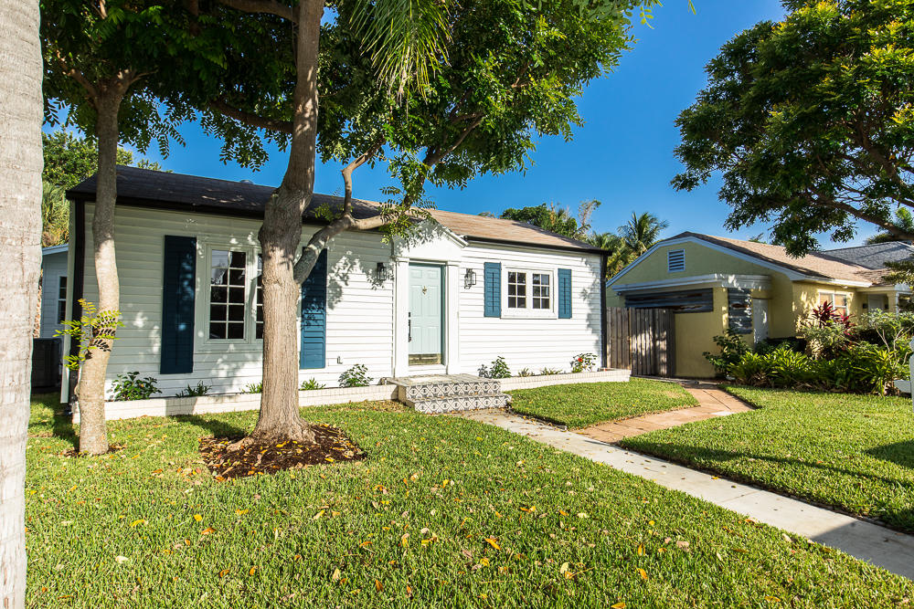 LAKE WORTH TOWN OF - Residential