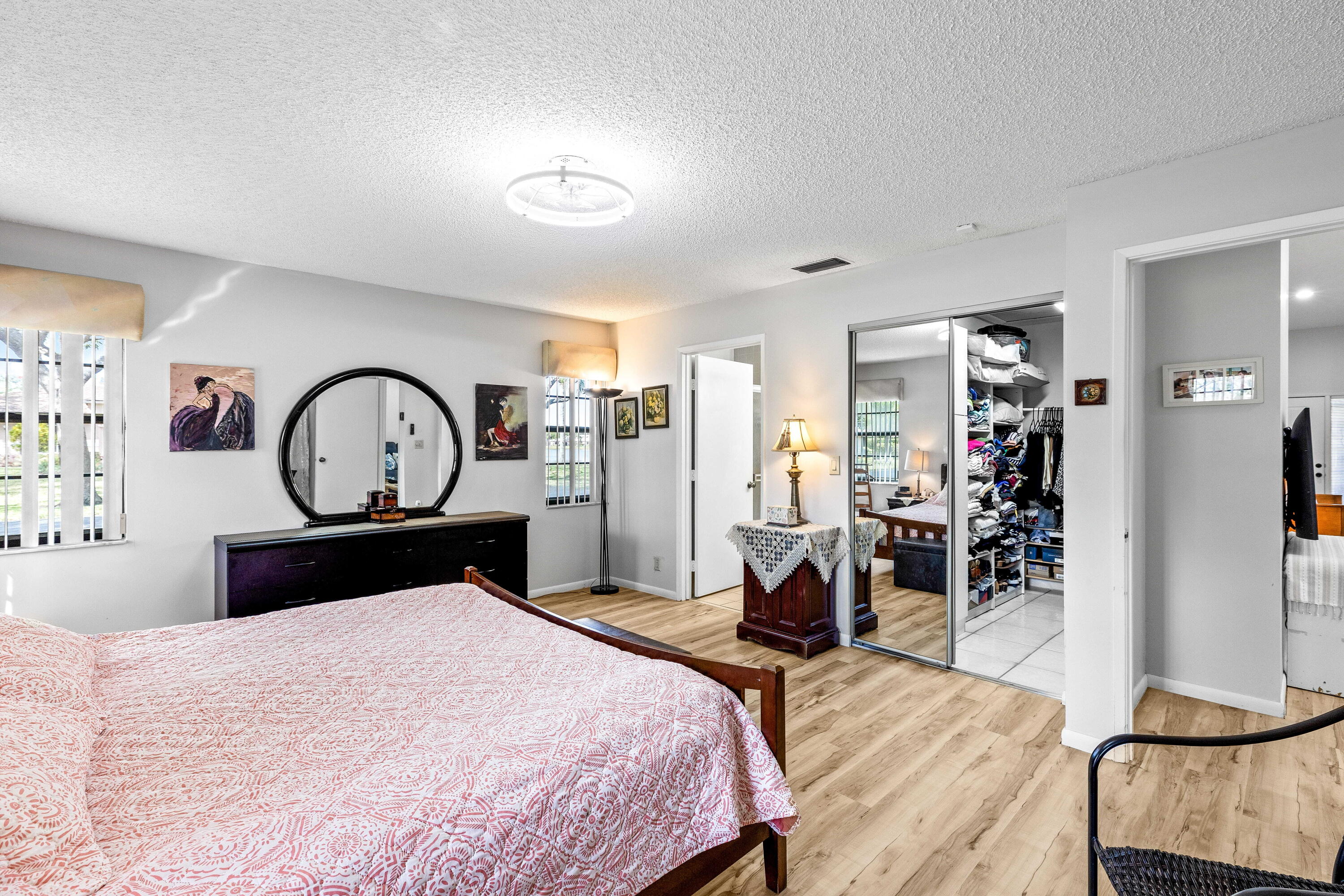 WHISPER WALK SEC E CONDO - Residential