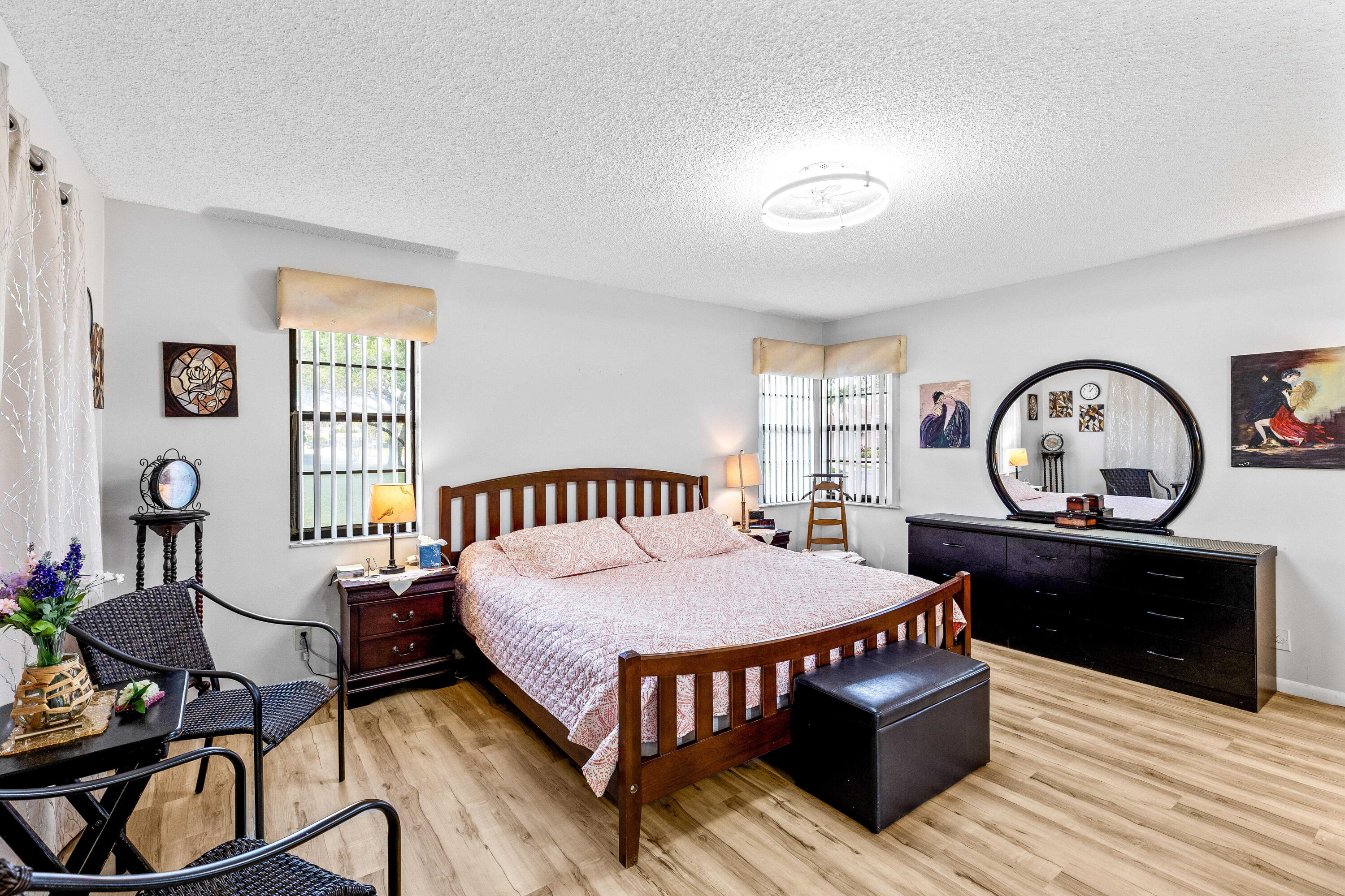 WHISPER WALK SEC E CONDO - Residential