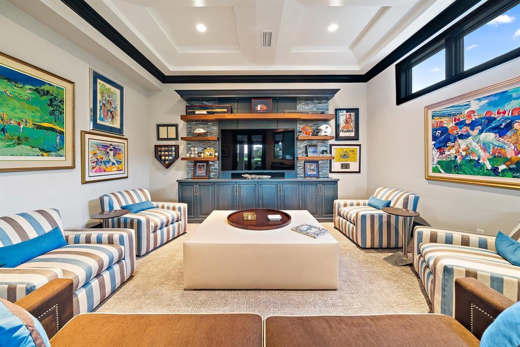 OLD PALM PL 4 - Residential