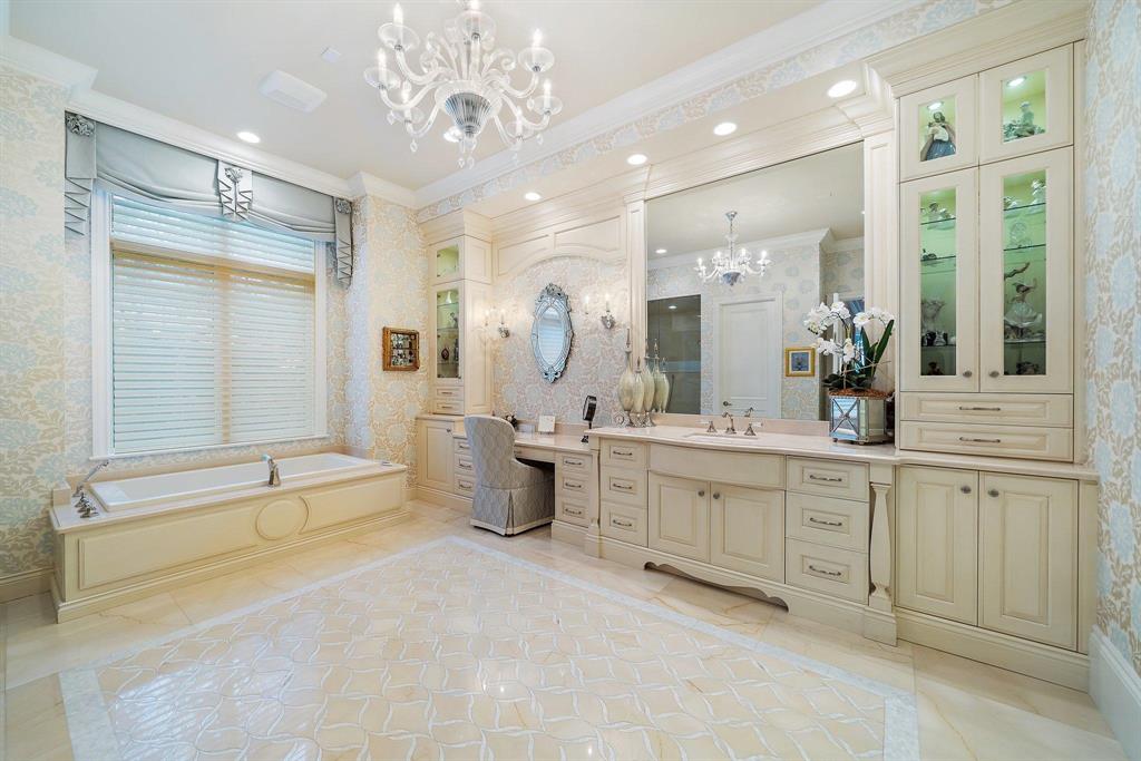 OLD PALM PL 4 - Residential