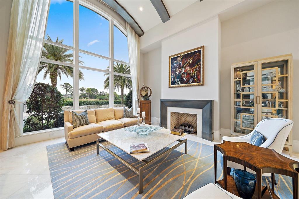 OLD PALM PL 4 - Residential