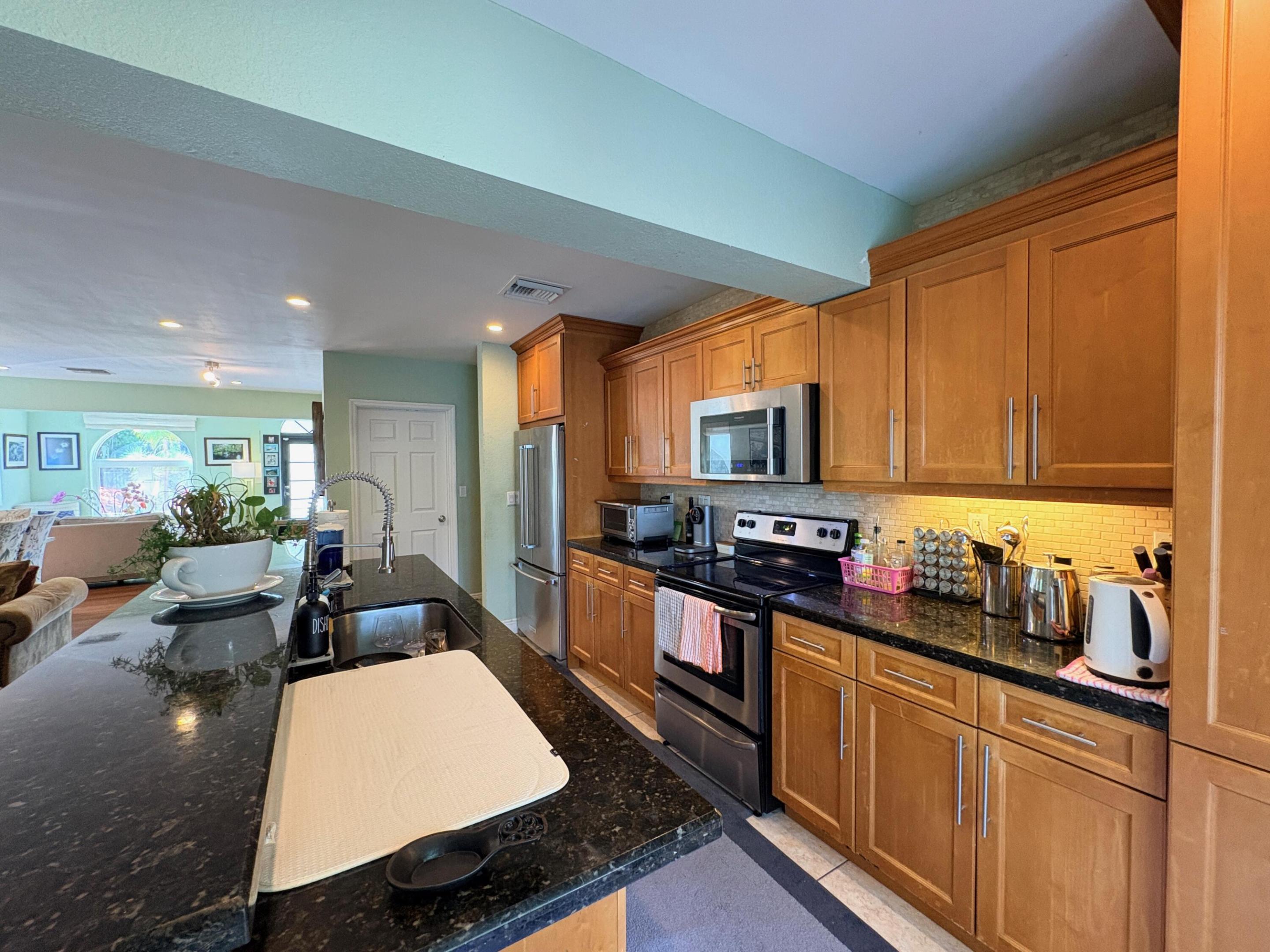 OCEAN VIEW HEIGHTS - Residential