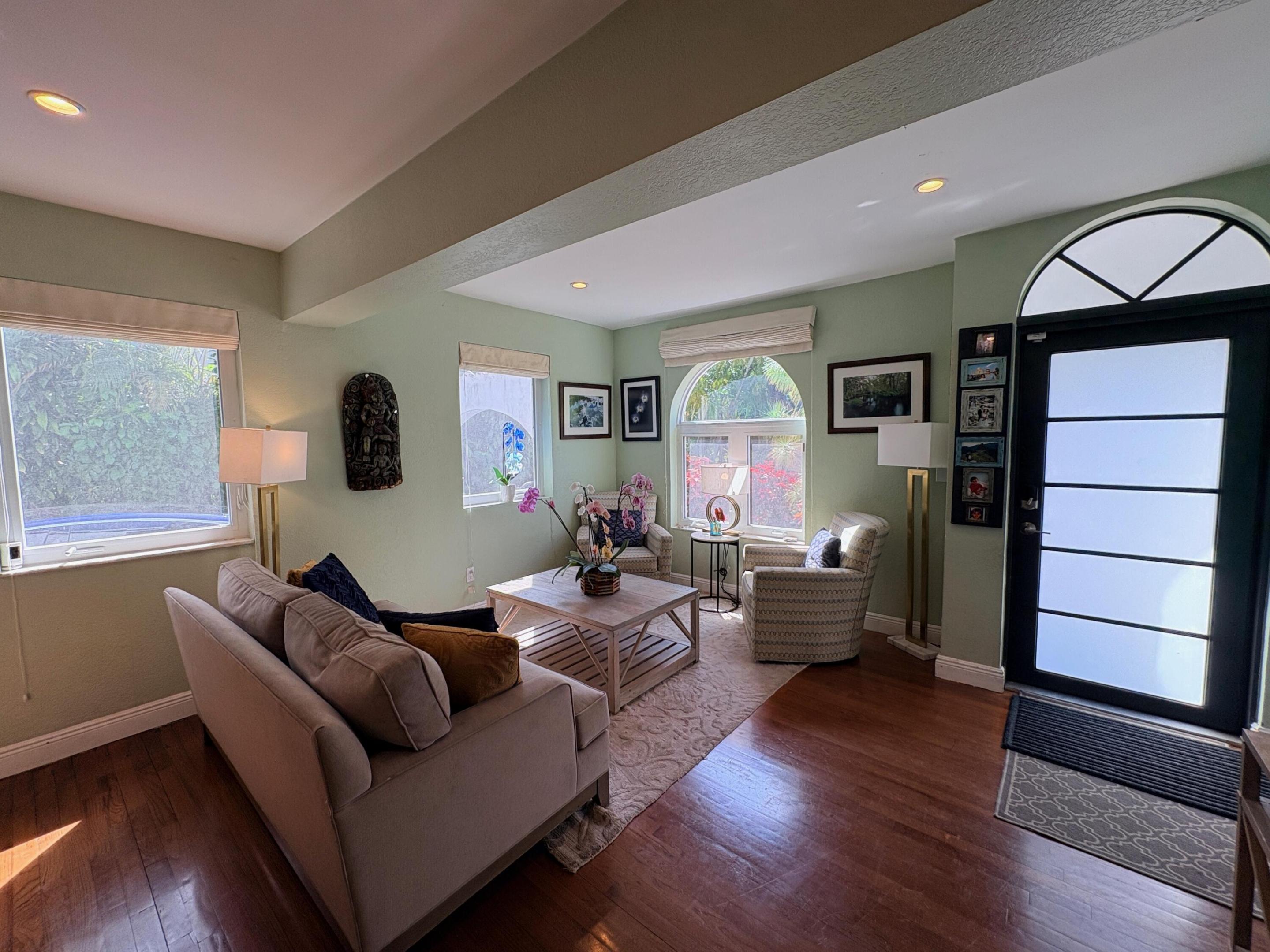 OCEAN VIEW HEIGHTS - Residential