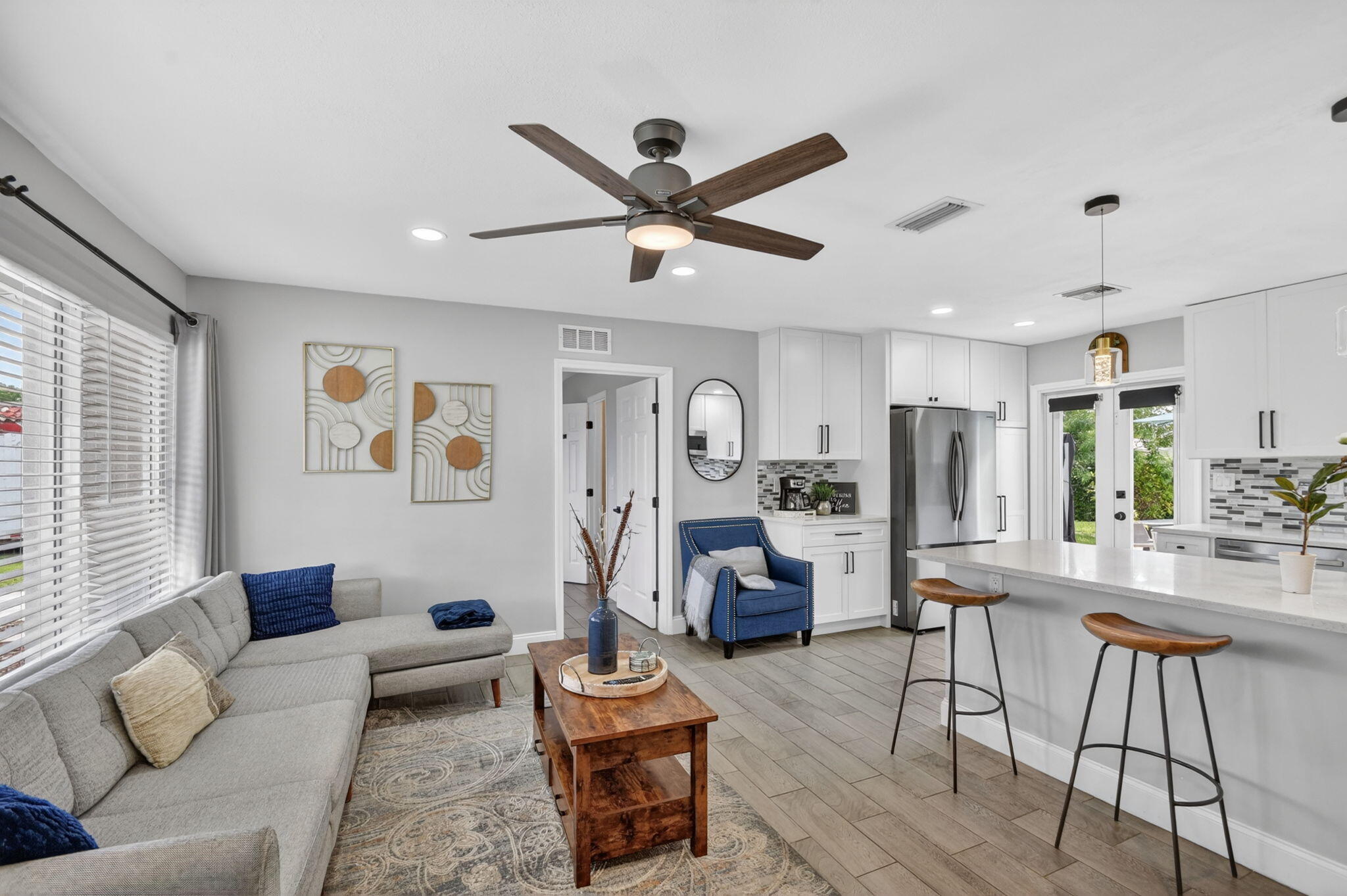 SEMINOLE MANOR 2 - Residential