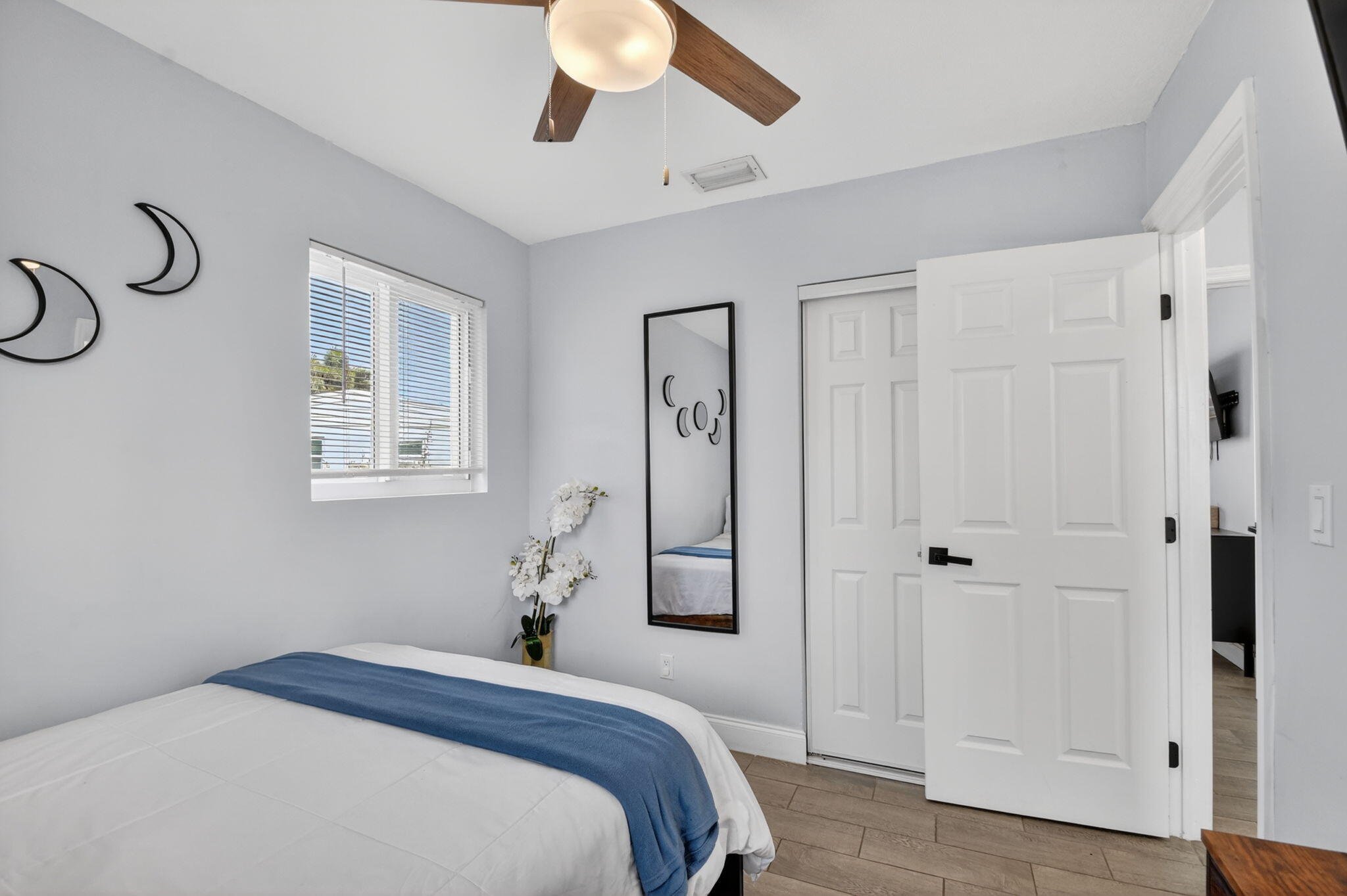 SEMINOLE MANOR 2 - Residential