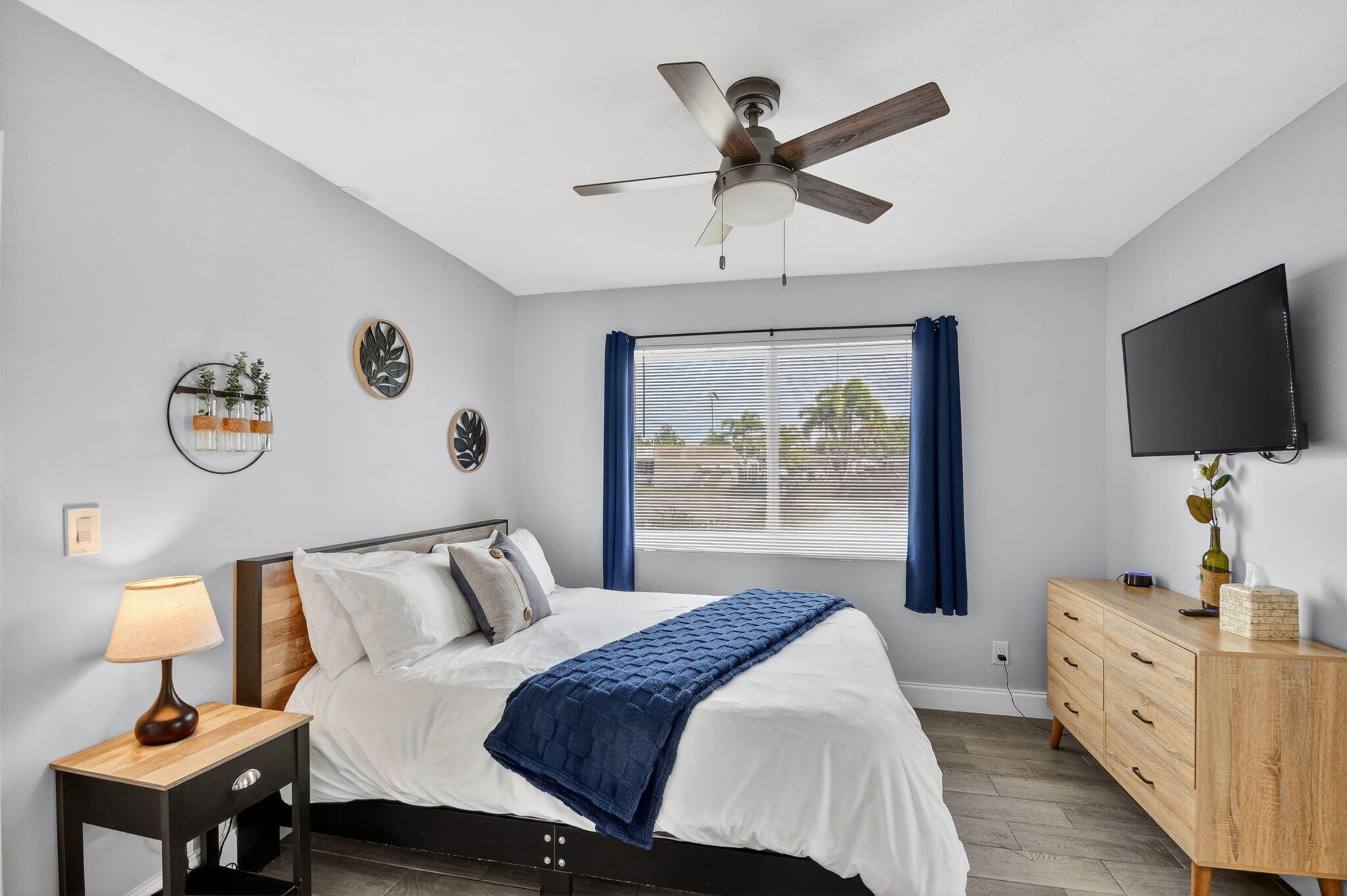 SEMINOLE MANOR 2 - Residential