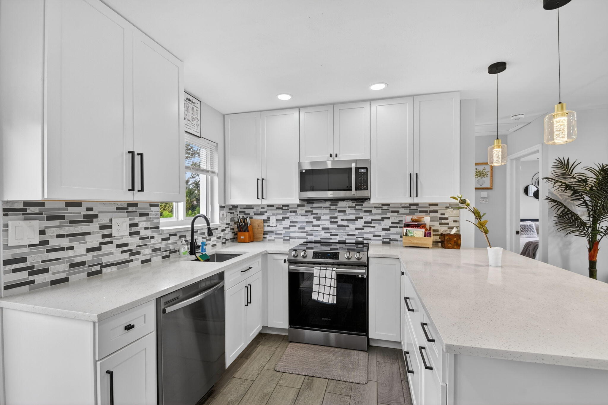 SEMINOLE MANOR 2 - Residential