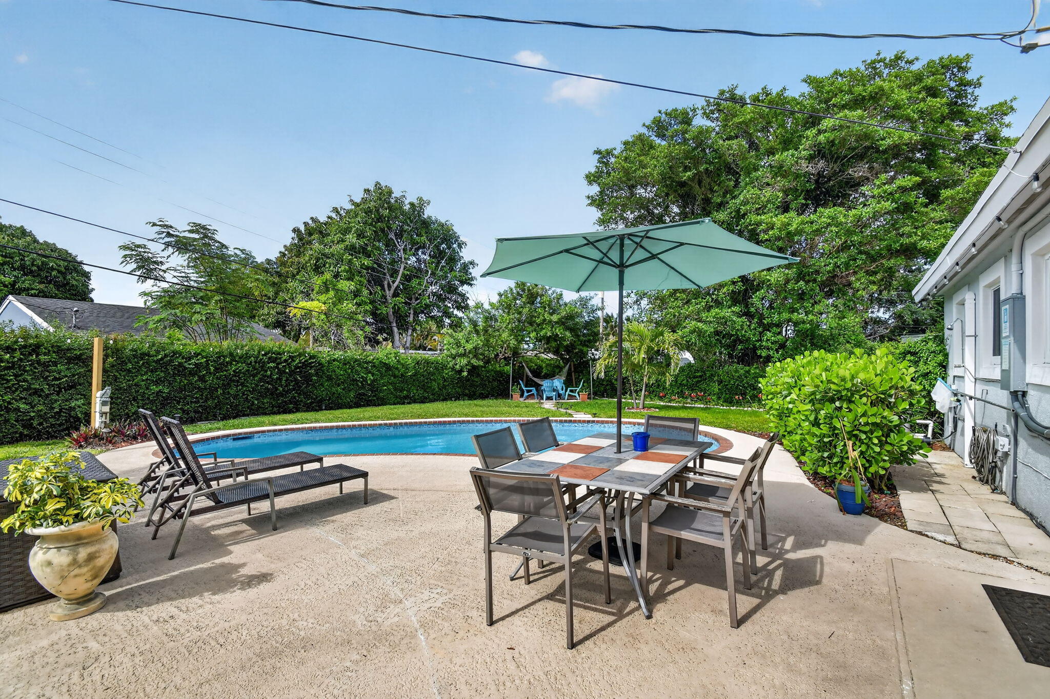 SEMINOLE MANOR 2 - Residential