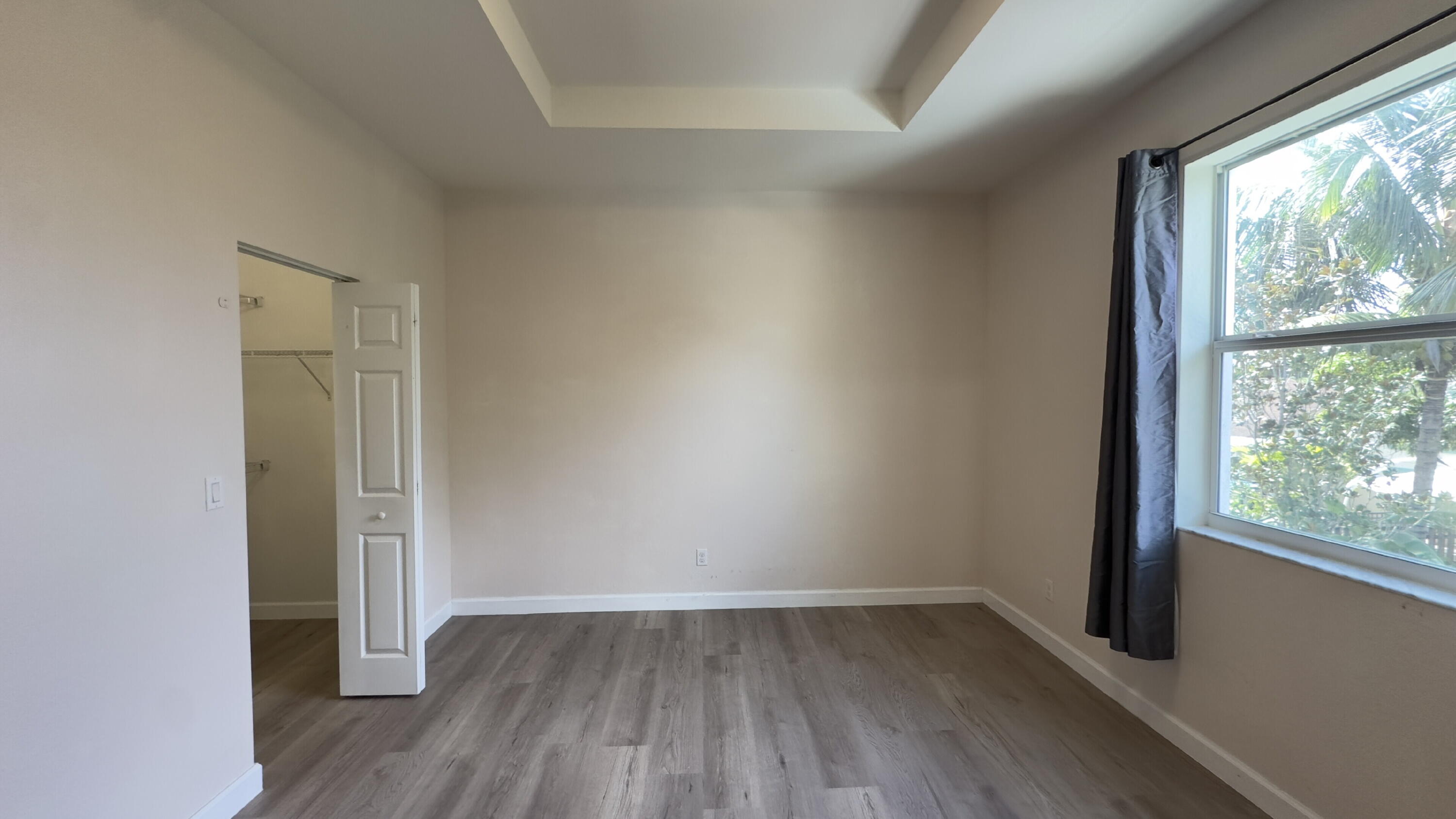 CHARLESTON COMMONS 2 - Residential Lease