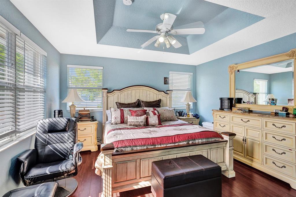 LIBERTY BAY - Residential