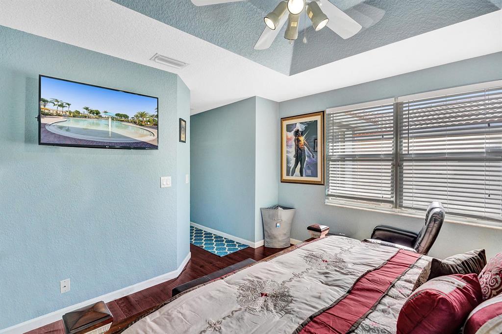 LIBERTY BAY - Residential