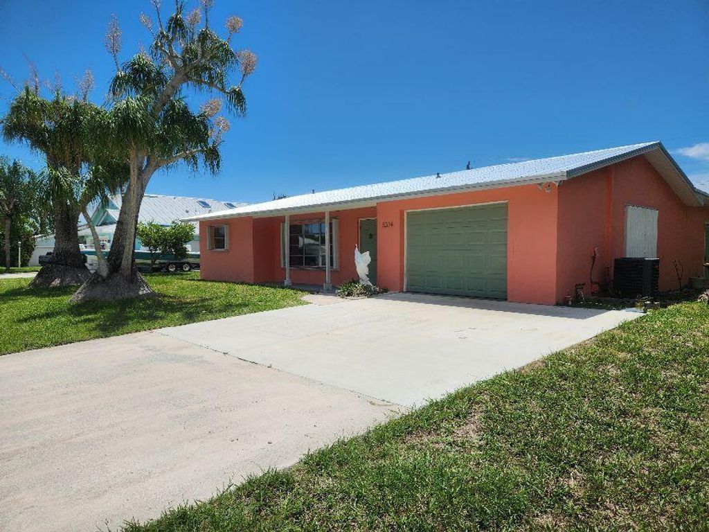 Photo of 5374 SE Harbor Terrace, Stuart, FL 34997 (MLS # R10893633)