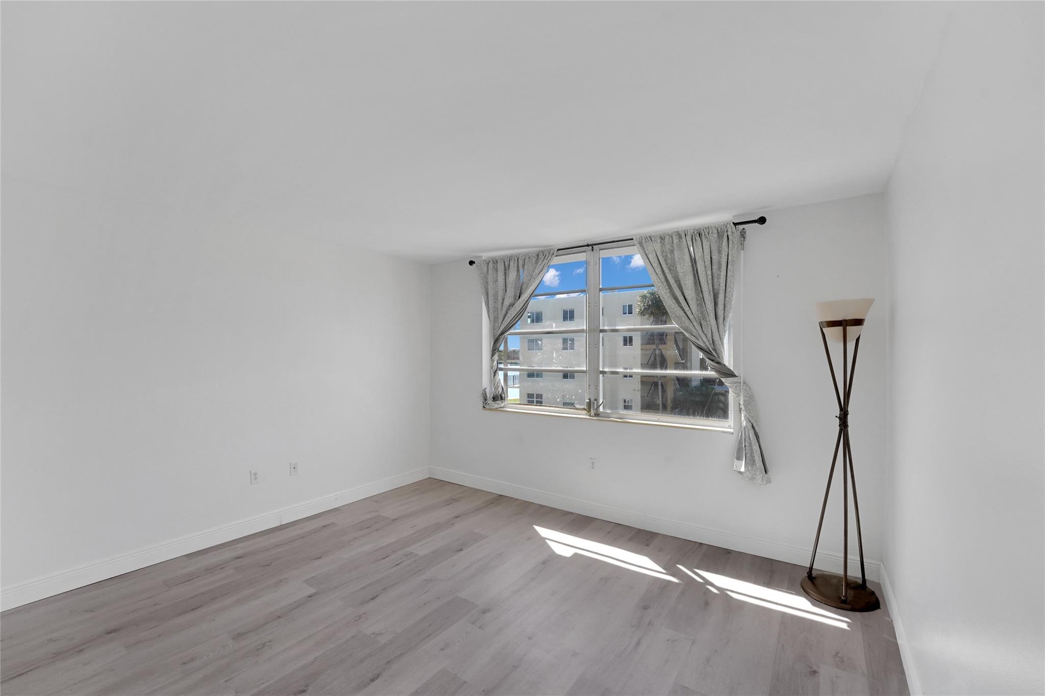 Croton Harbor Condo - Residential