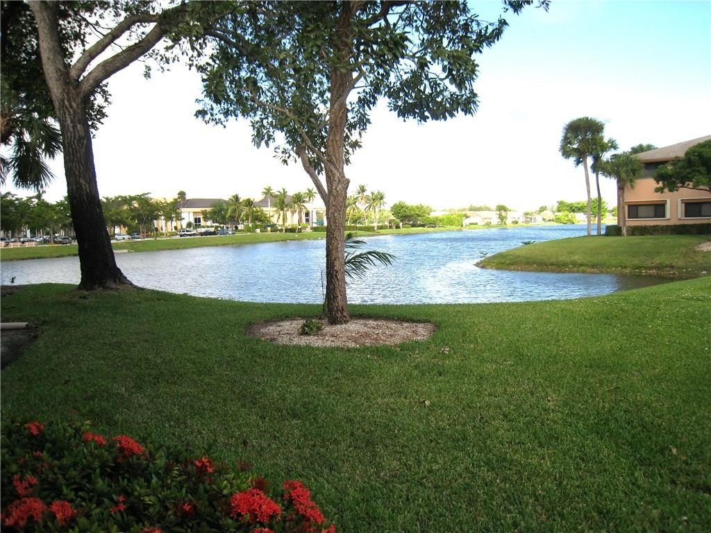 KINGS POINT - Residential