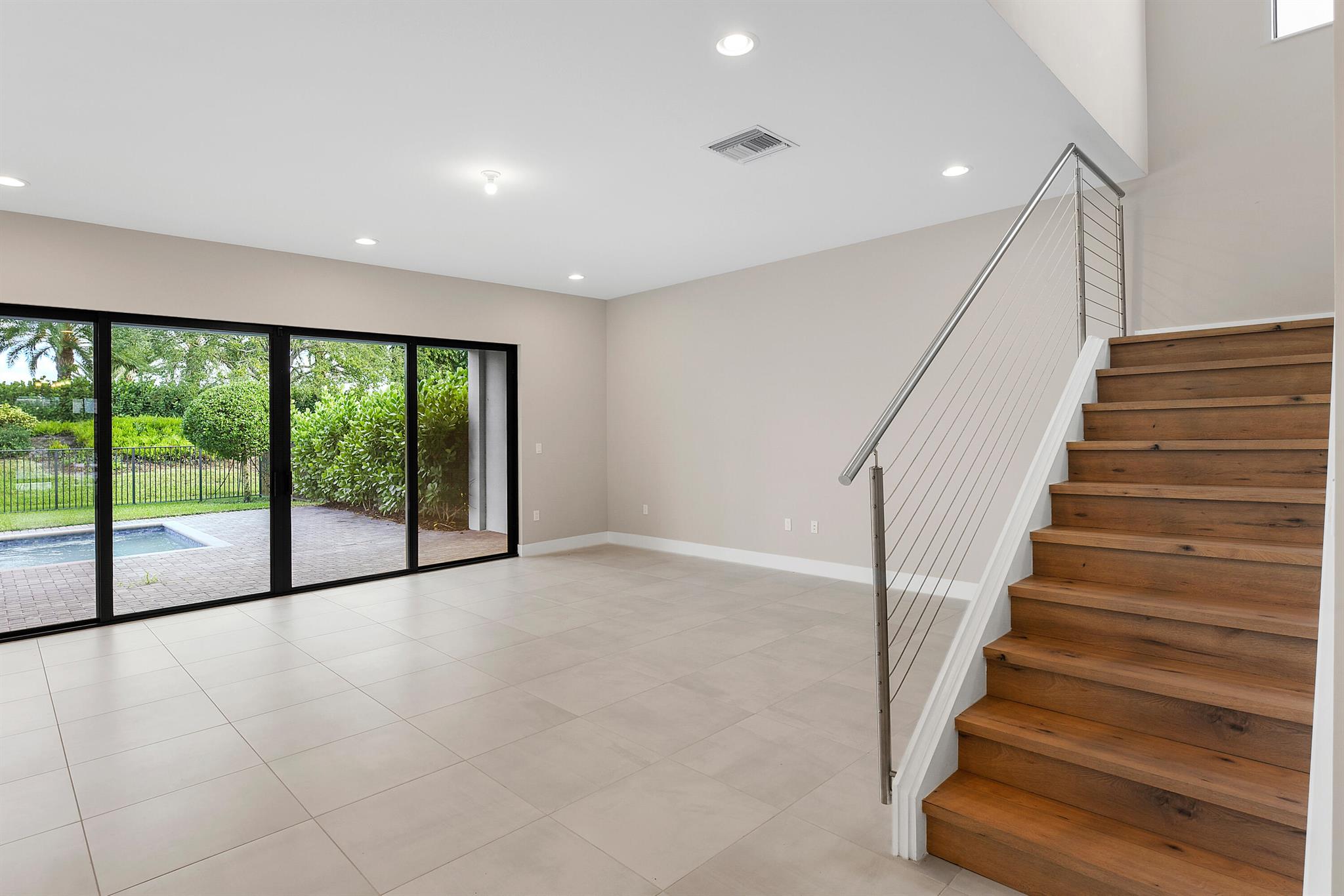 Lotus Palm - Residential