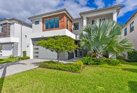 Photo of 20318 Castle Stuart Ave, Boca Raton, FL 33434 (MLS # R11140887)