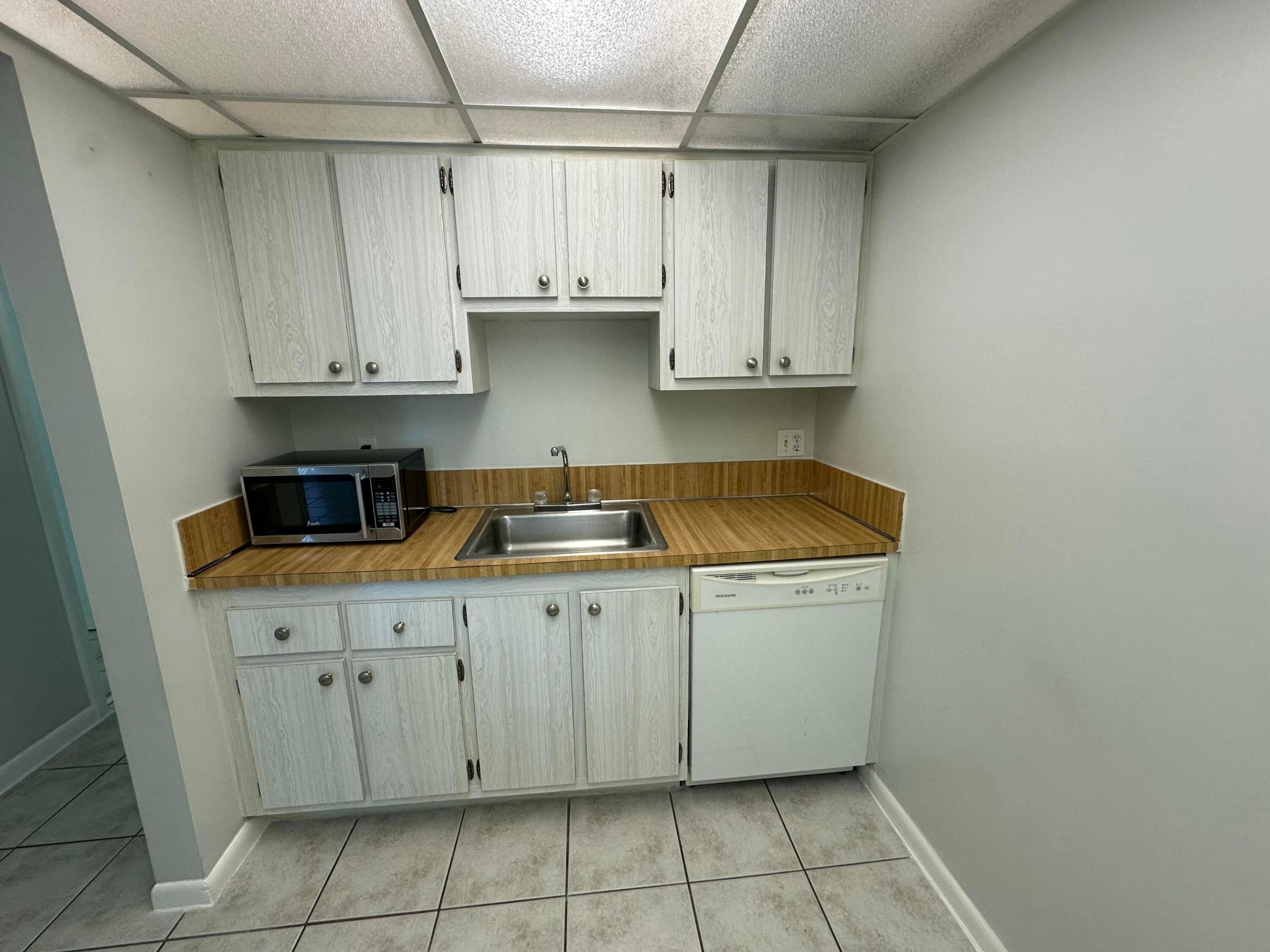 Fairview Villas - Residential Lease