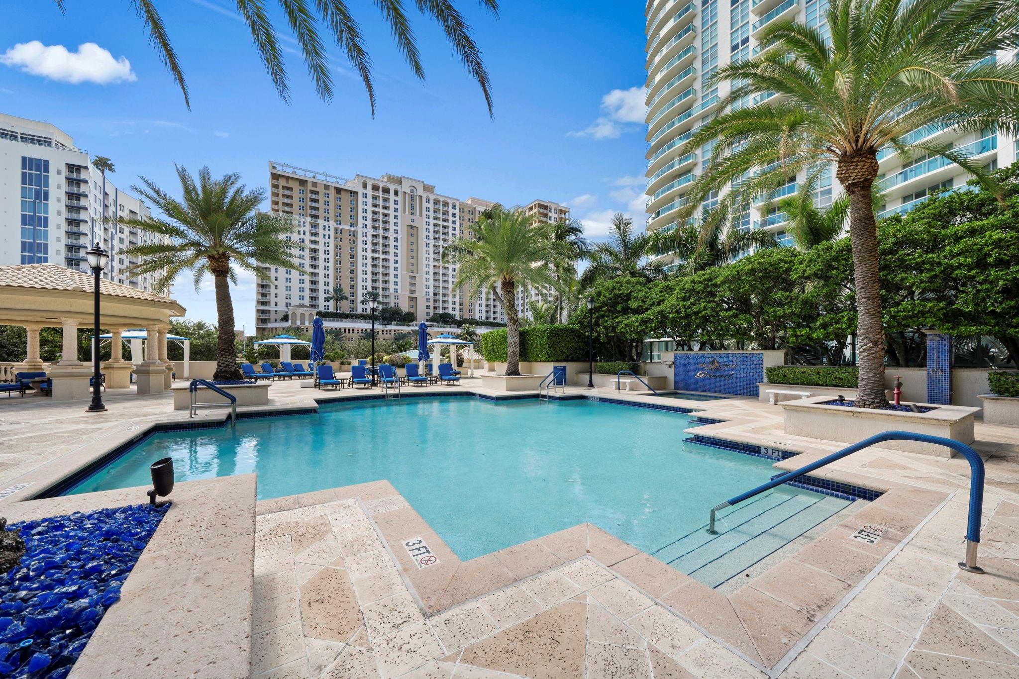 LAS OLAS GRAND - Residential