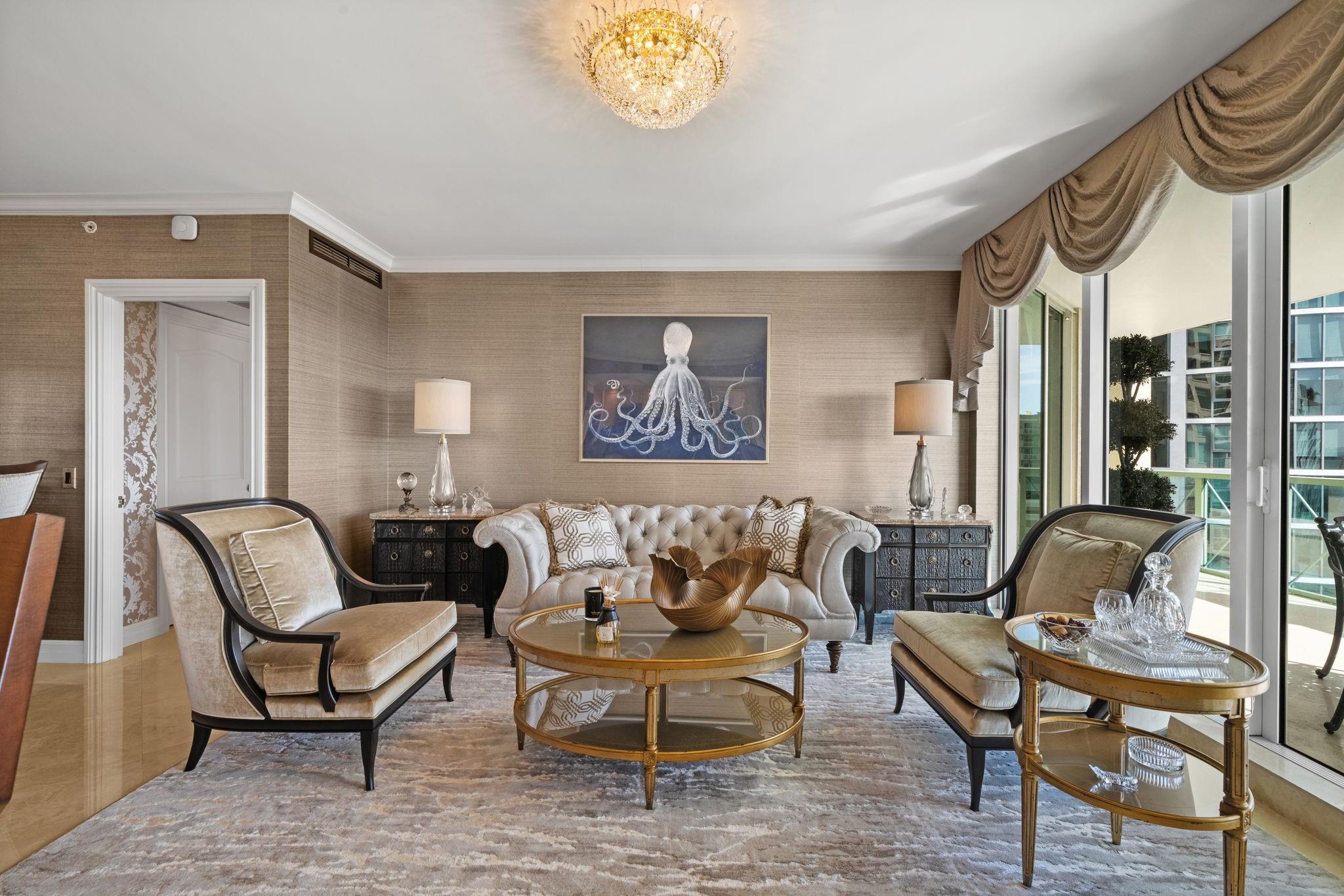 LAS OLAS GRAND - Residential