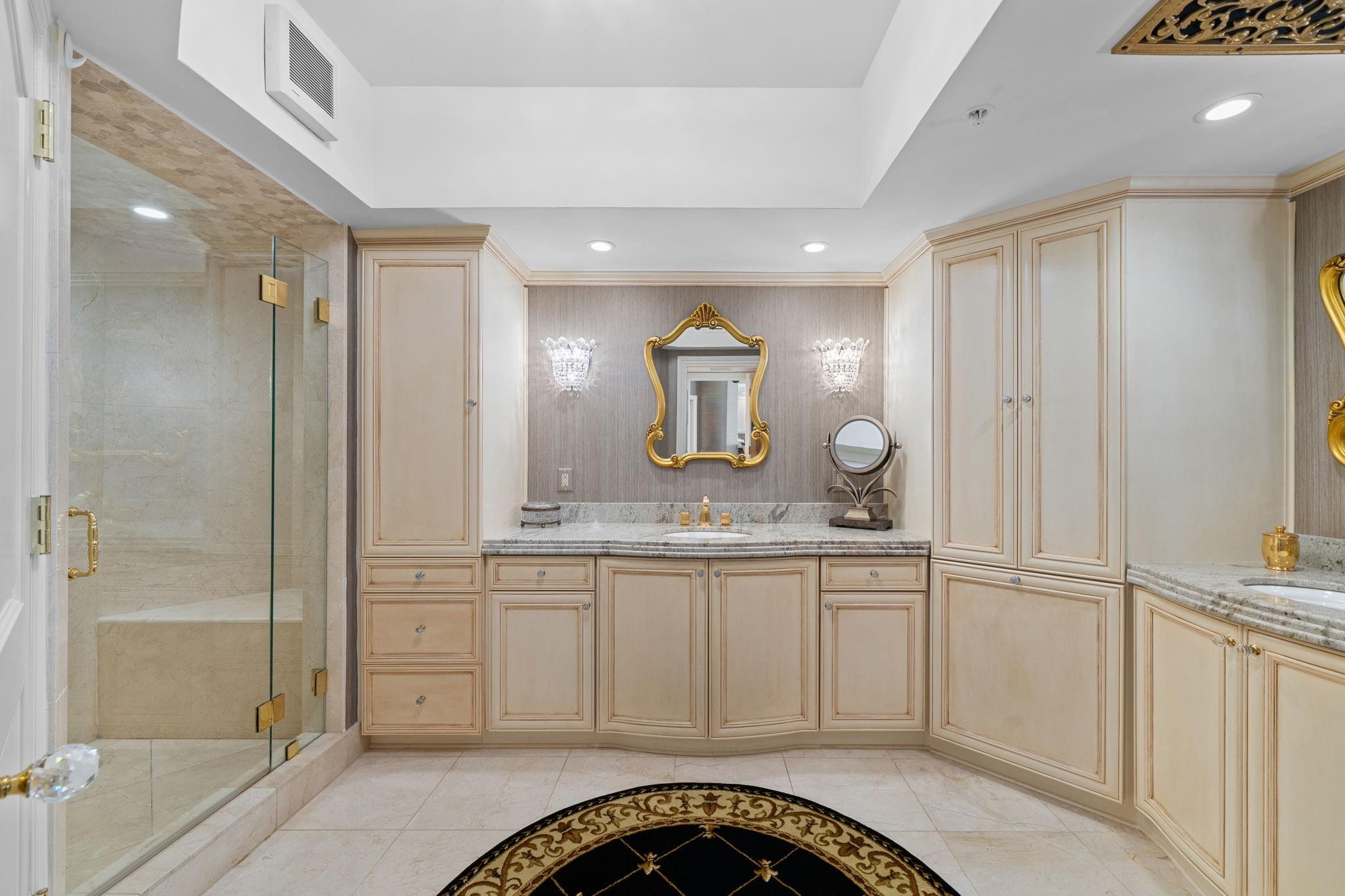 LAS OLAS GRAND - Residential