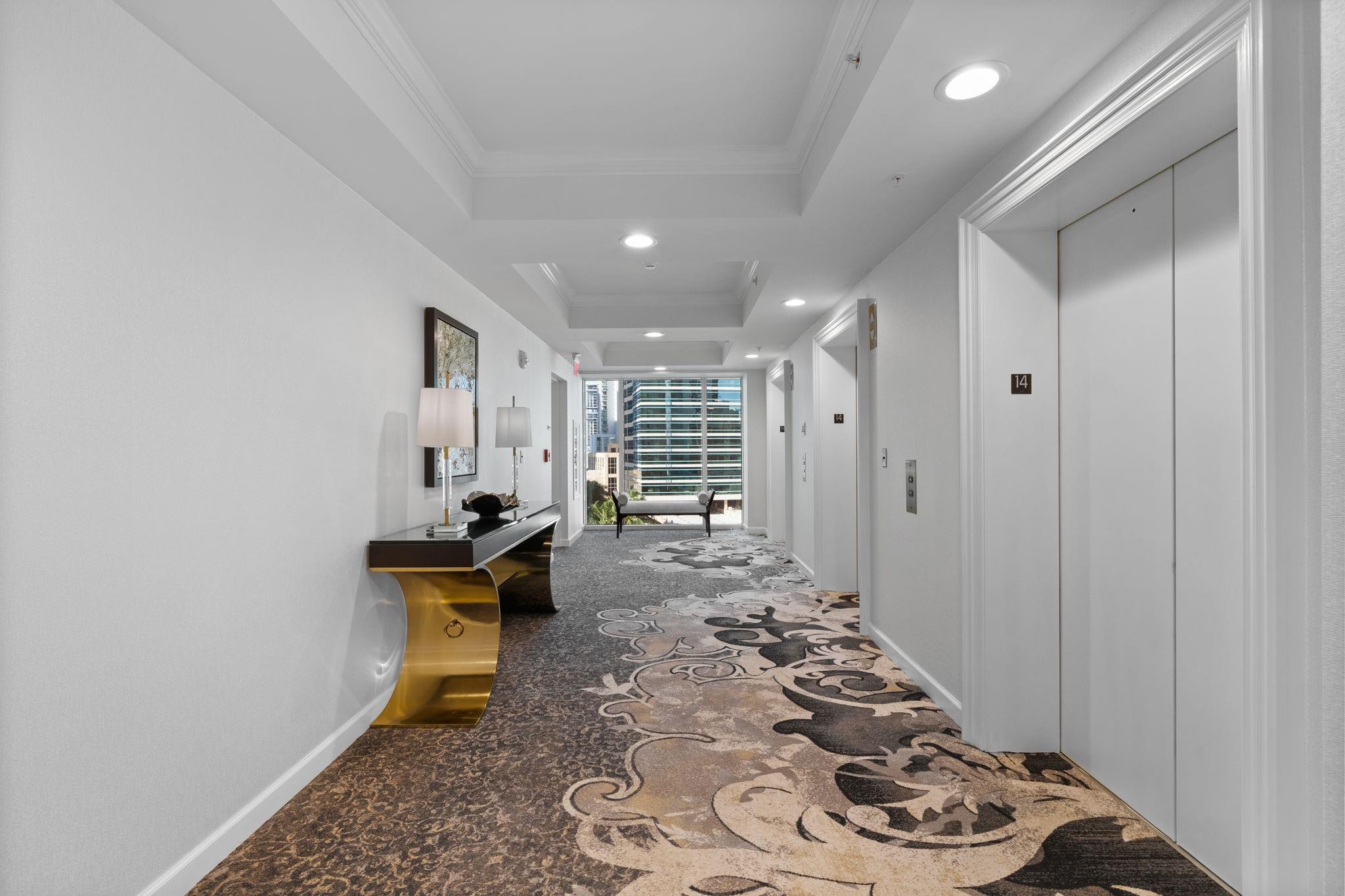 LAS OLAS GRAND - Residential