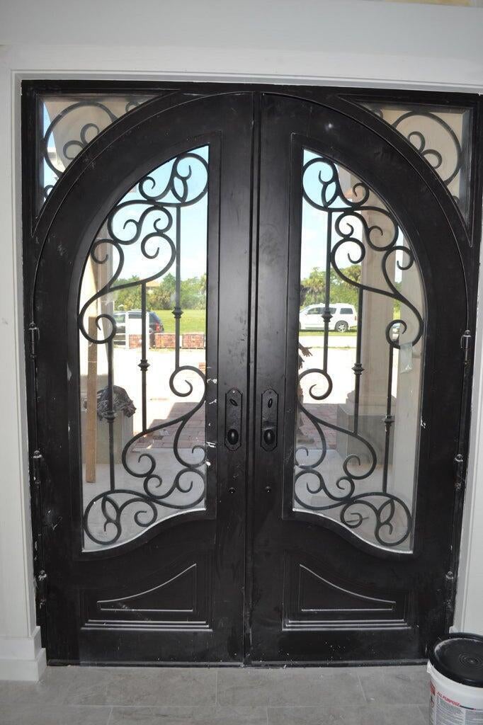 Photo of 134 SE Fiore Bello, Port Saint Lucie, FL 34952 (MLS # B26050960)