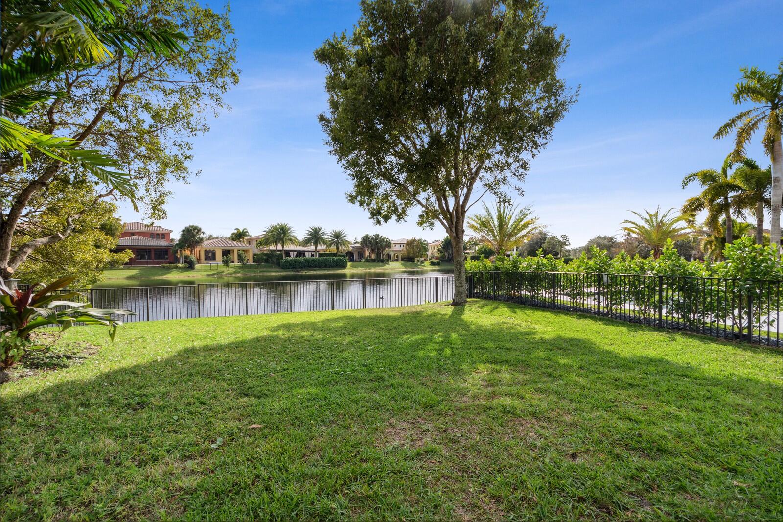 PARKLAND GOLF AND COUNTRY CLUB - Residential