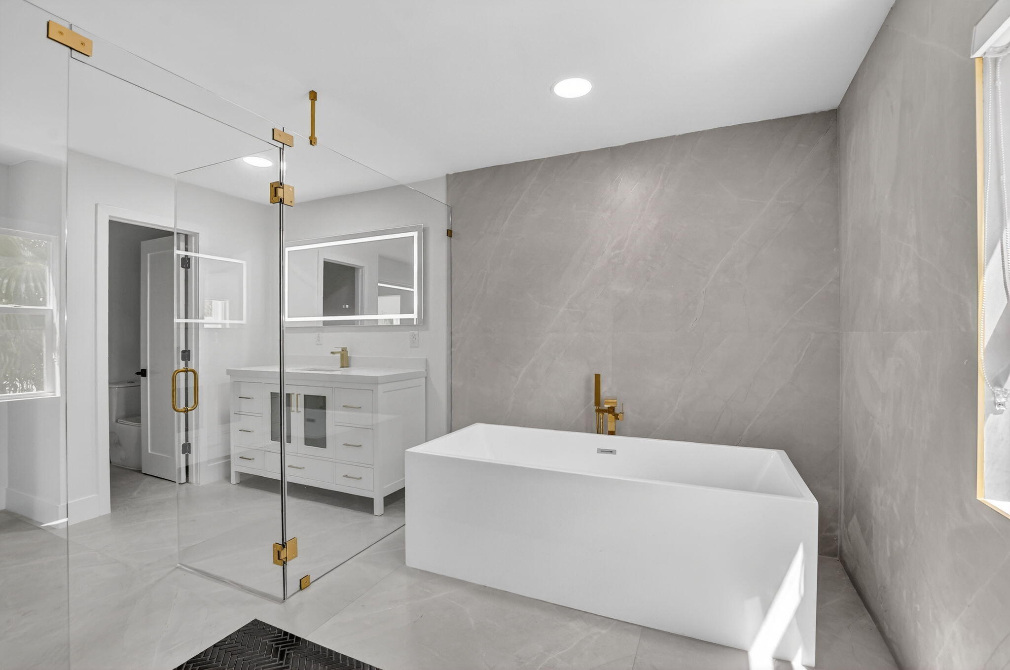 DEL MAR VILLAGE - Residential