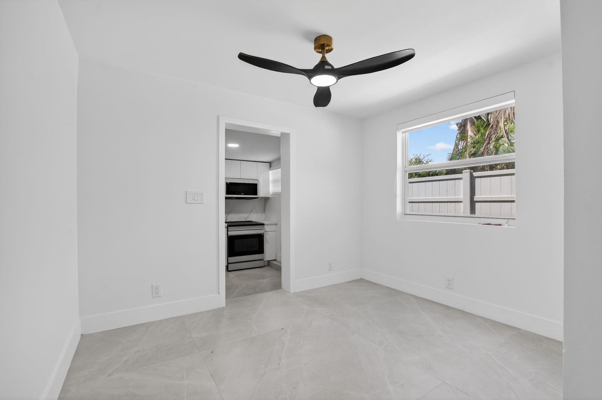 DEL MAR VILLAGE - Residential