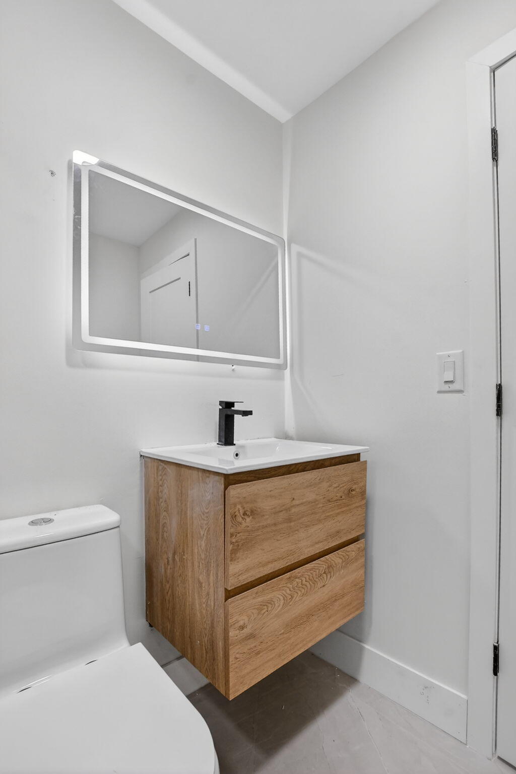 DEL MAR VILLAGE - Residential