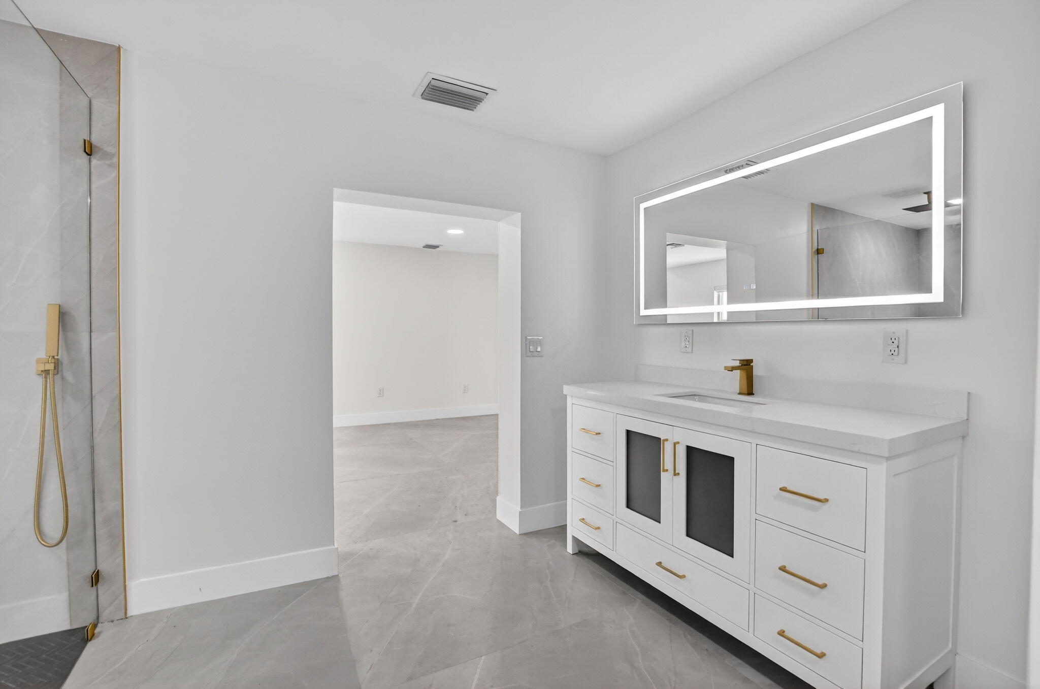 DEL MAR VILLAGE - Residential