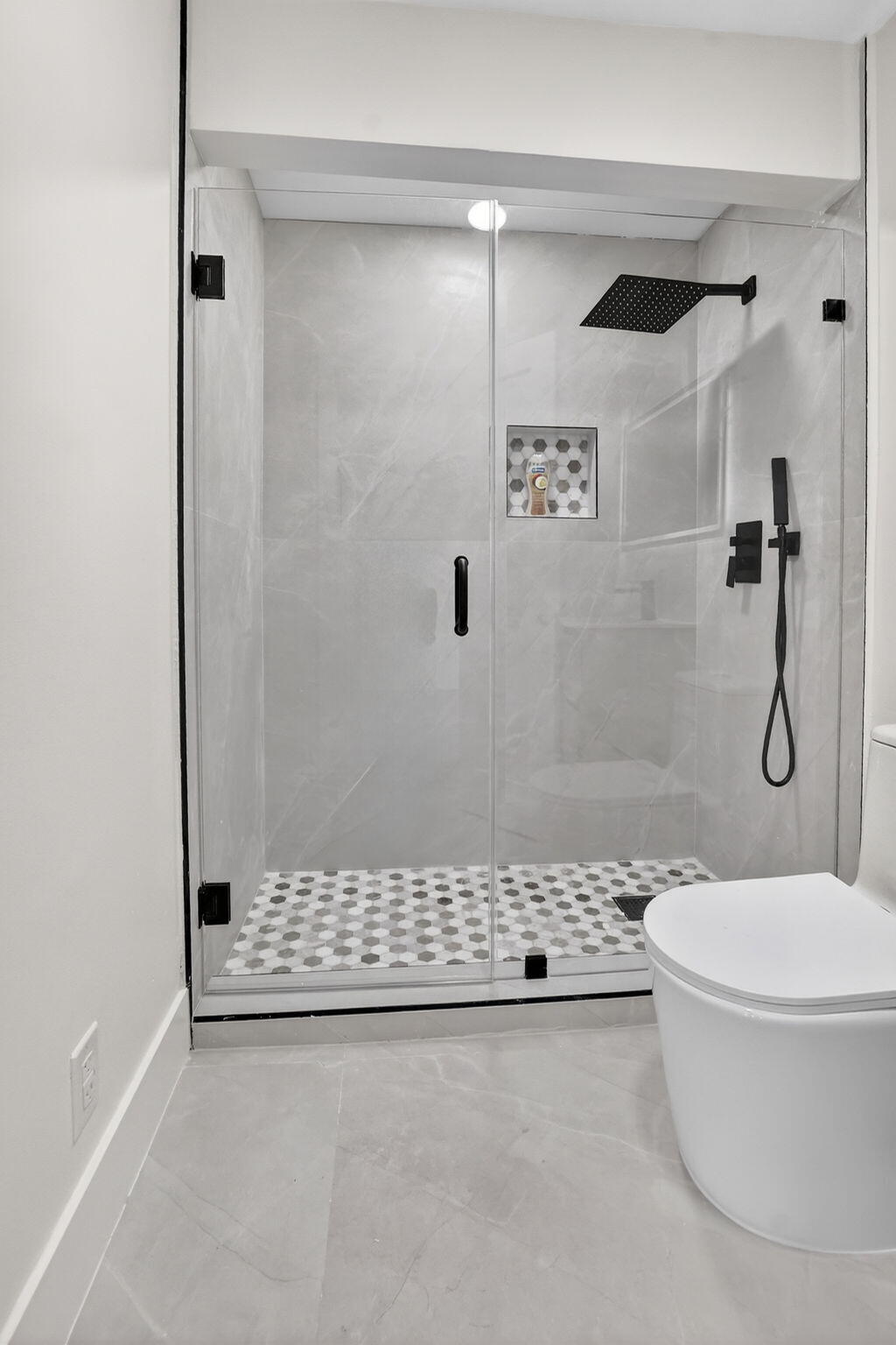 DEL MAR VILLAGE - Residential