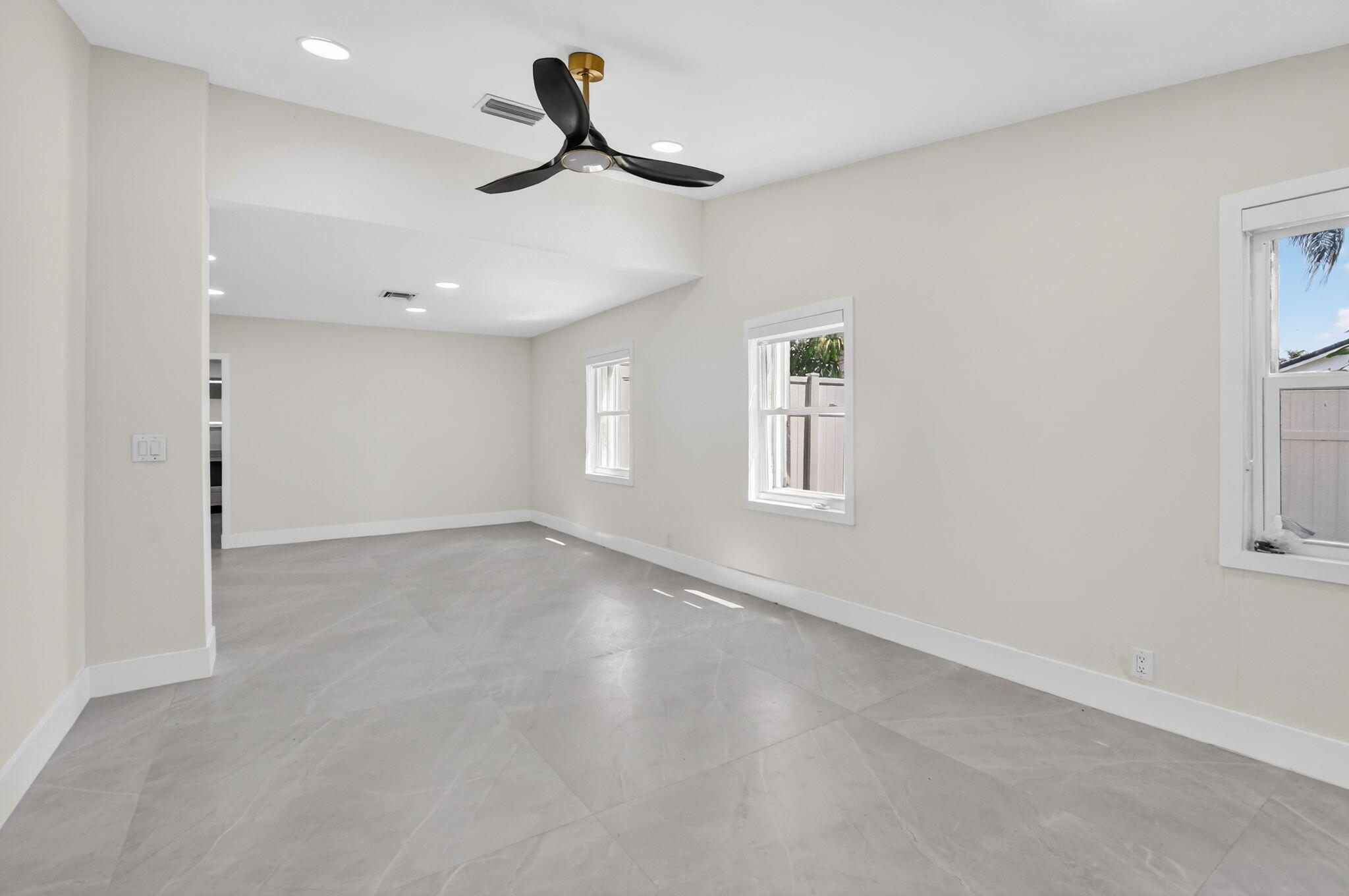 DEL MAR VILLAGE - Residential