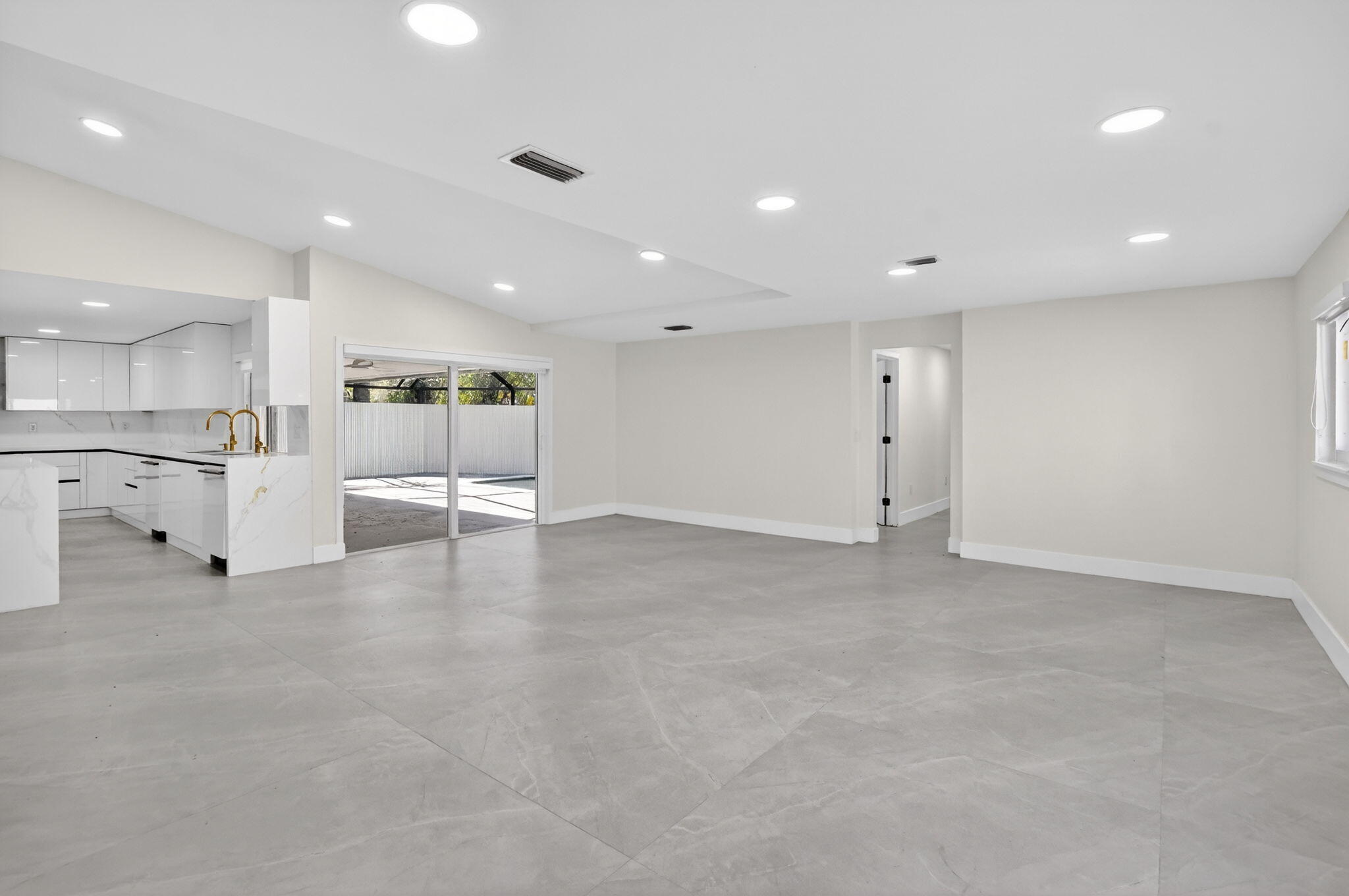 DEL MAR VILLAGE - Residential