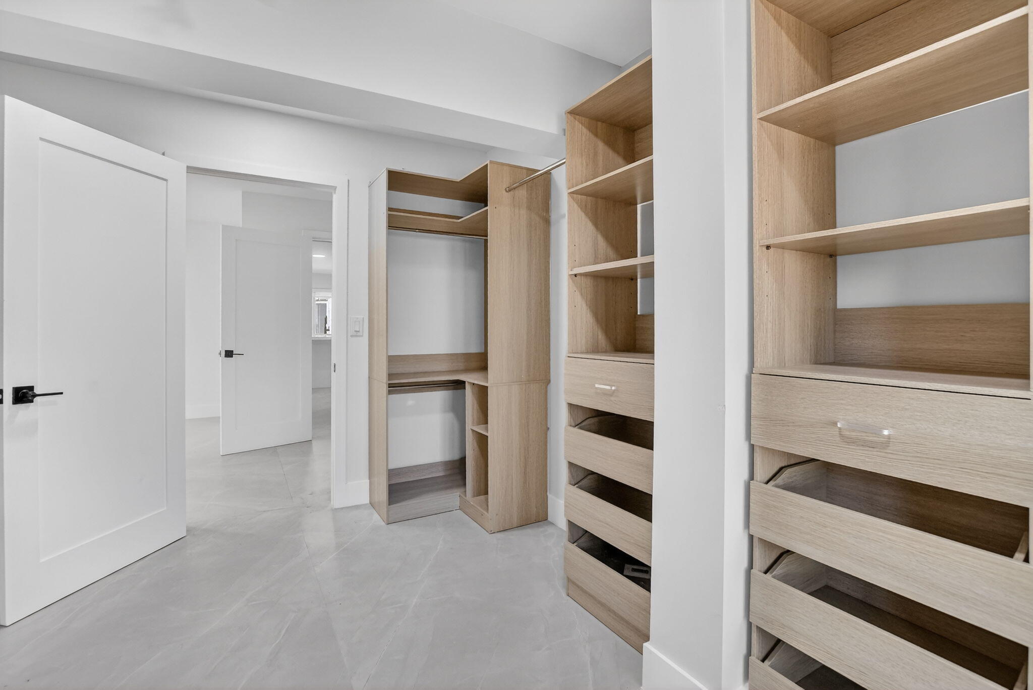 DEL MAR VILLAGE - Residential