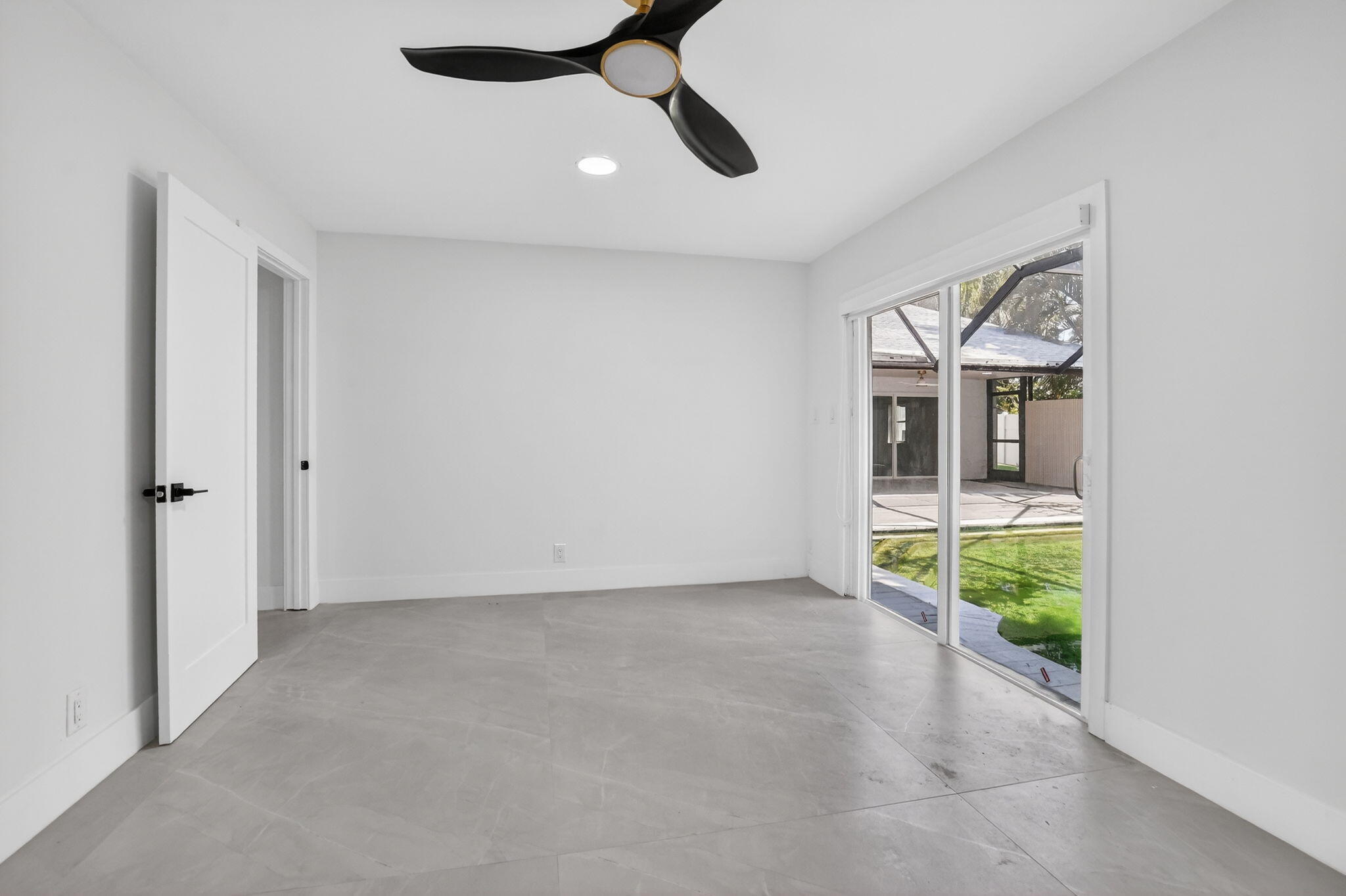 DEL MAR VILLAGE - Residential